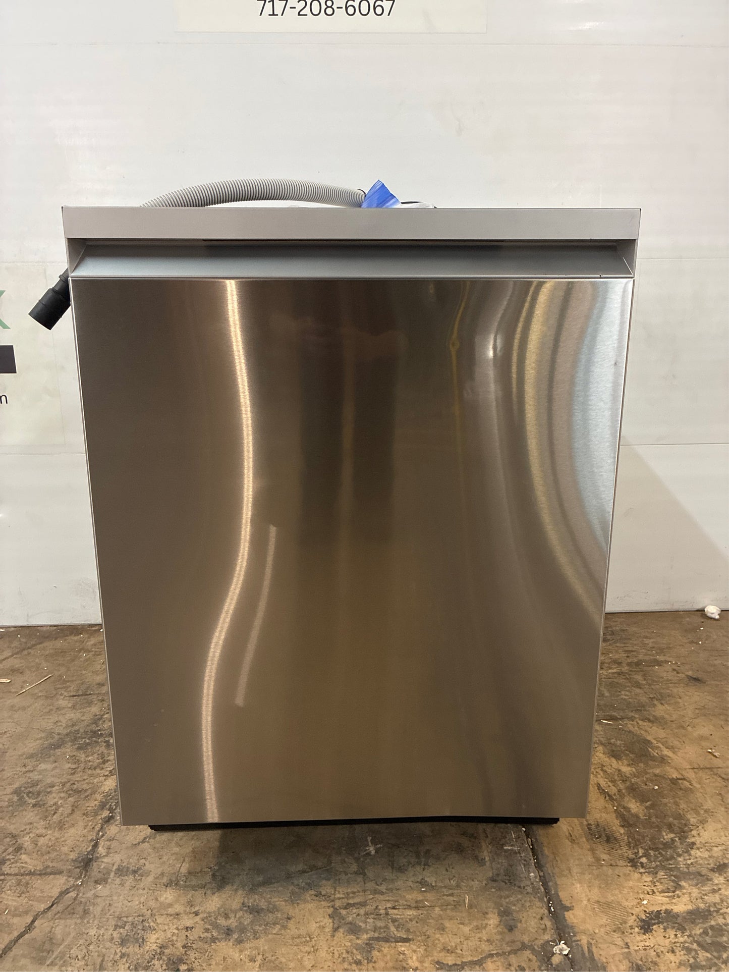 Samsung 24" Fingerprint-Resistant Dishwasher