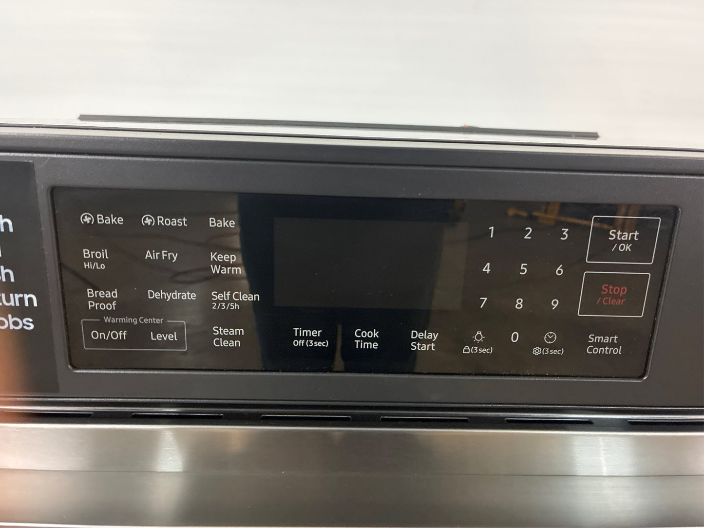 Samsung 30" 6.3 cu.ft. Smart Electric Range
