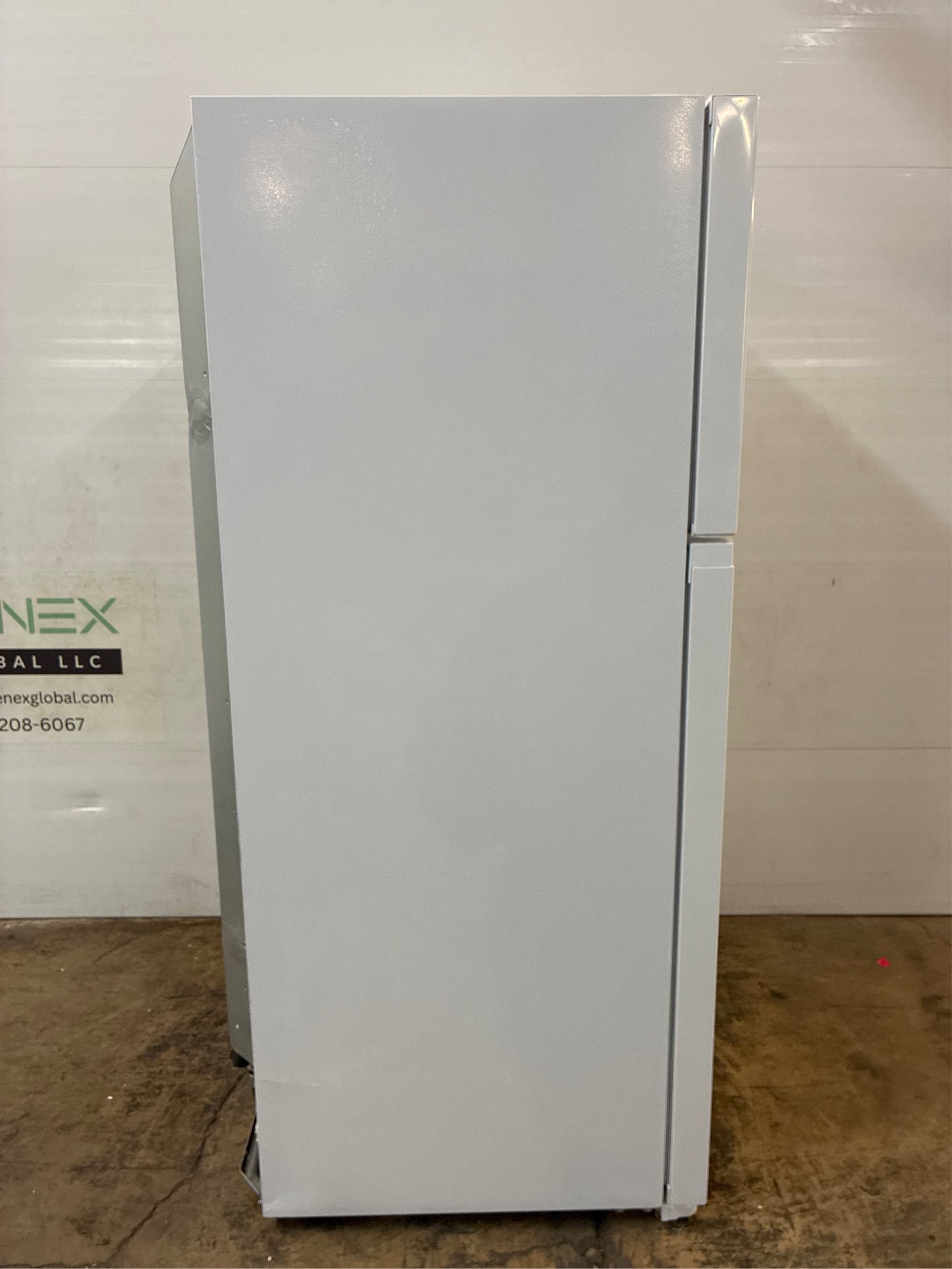 Frigidaire 27.6" Freezer Refrigerator, 13.9 cu ft, White