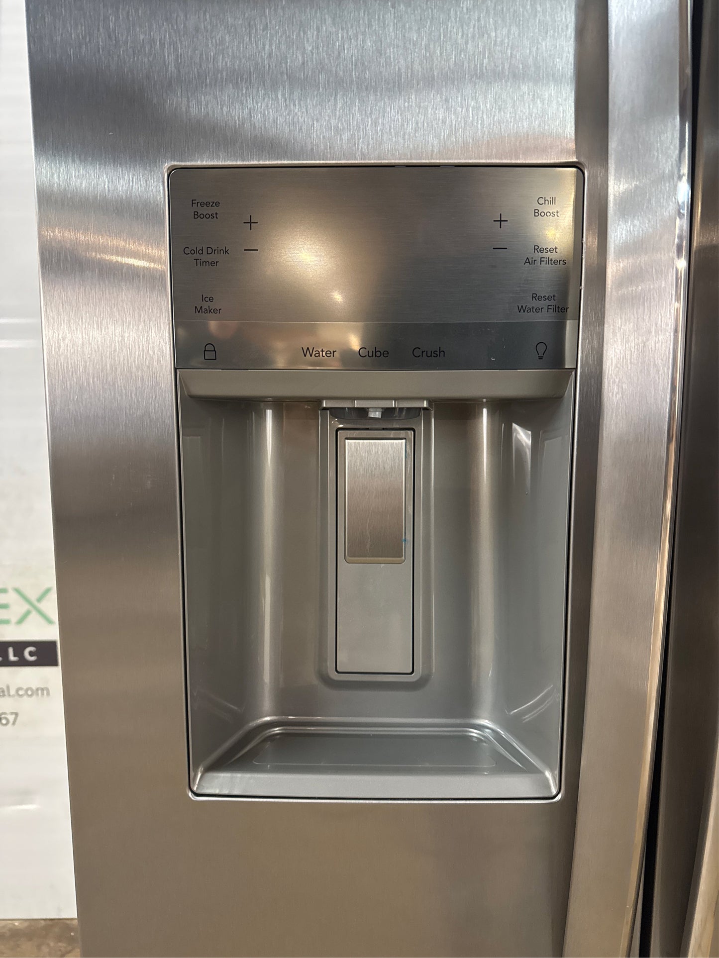Frigidaire 22.3 cuft. 33 in. Side by Side Refrigerator