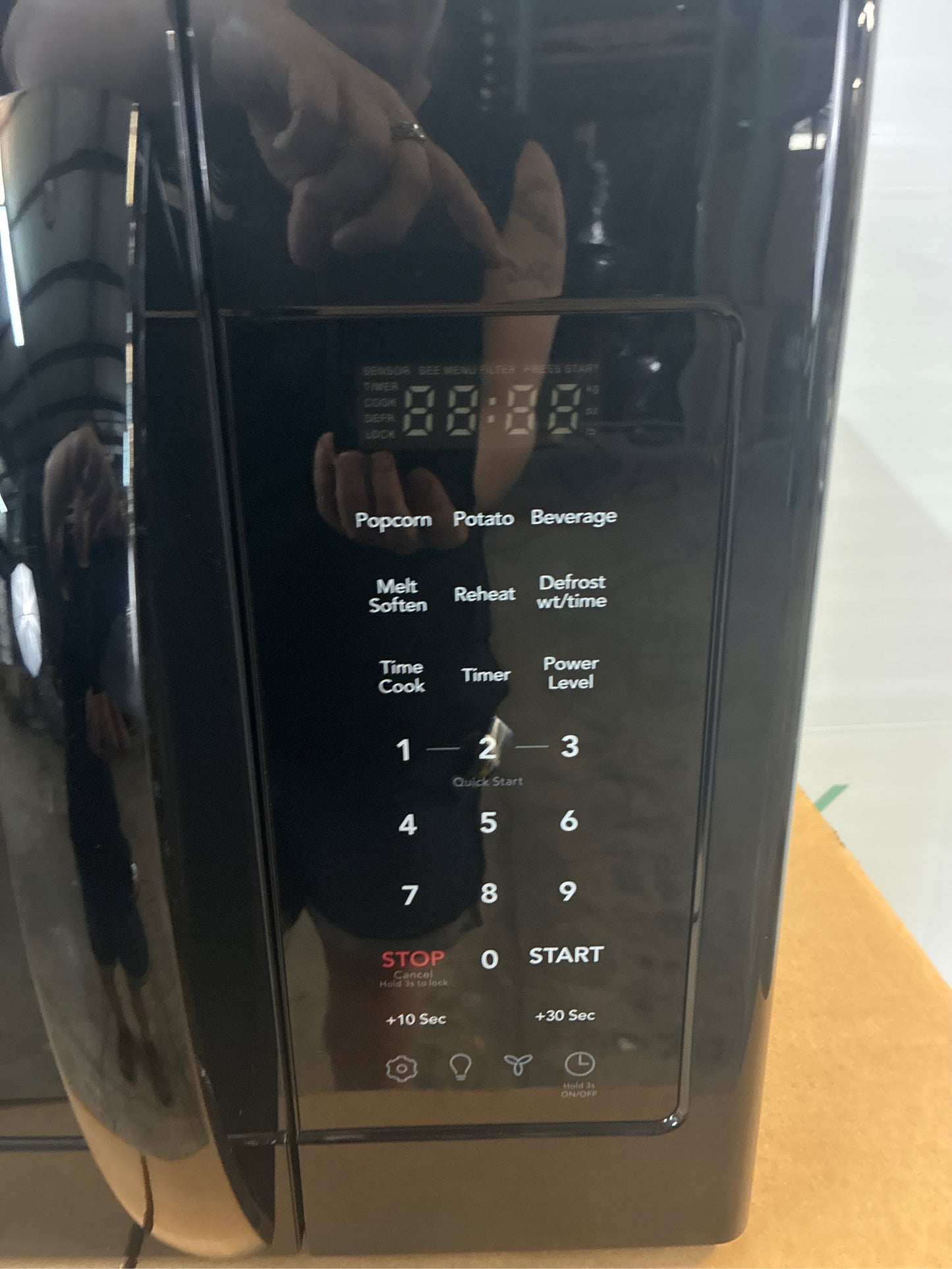 Frigidaire 1.8 Cu. Ft. OTR Microwave Black