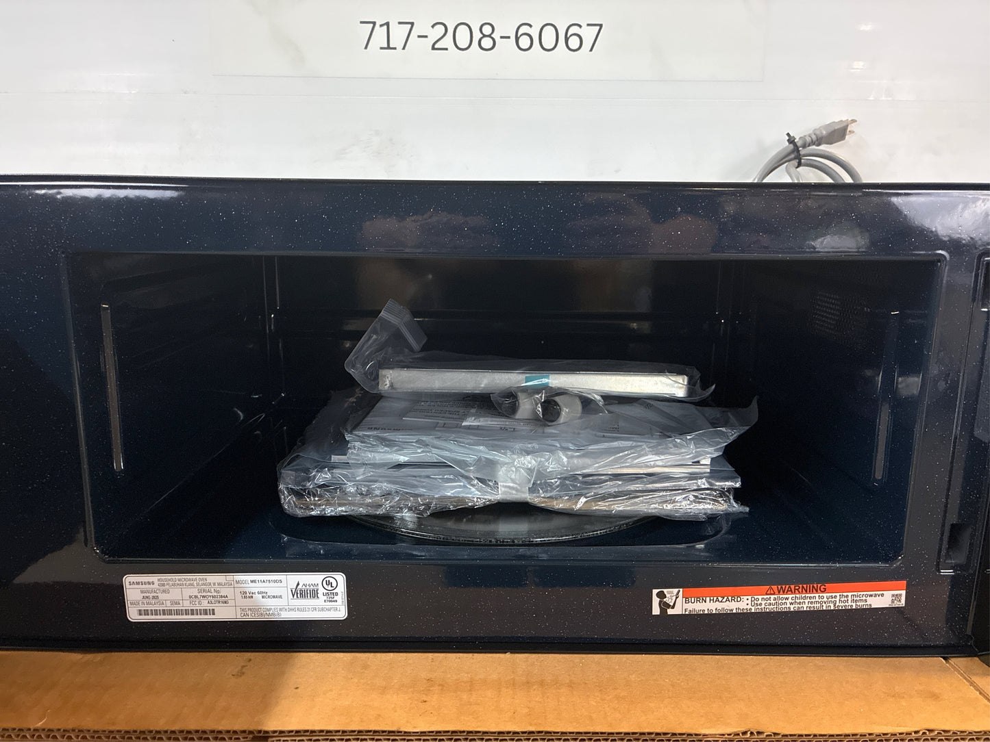 Samsung SLIM Over-the-Range Microwave