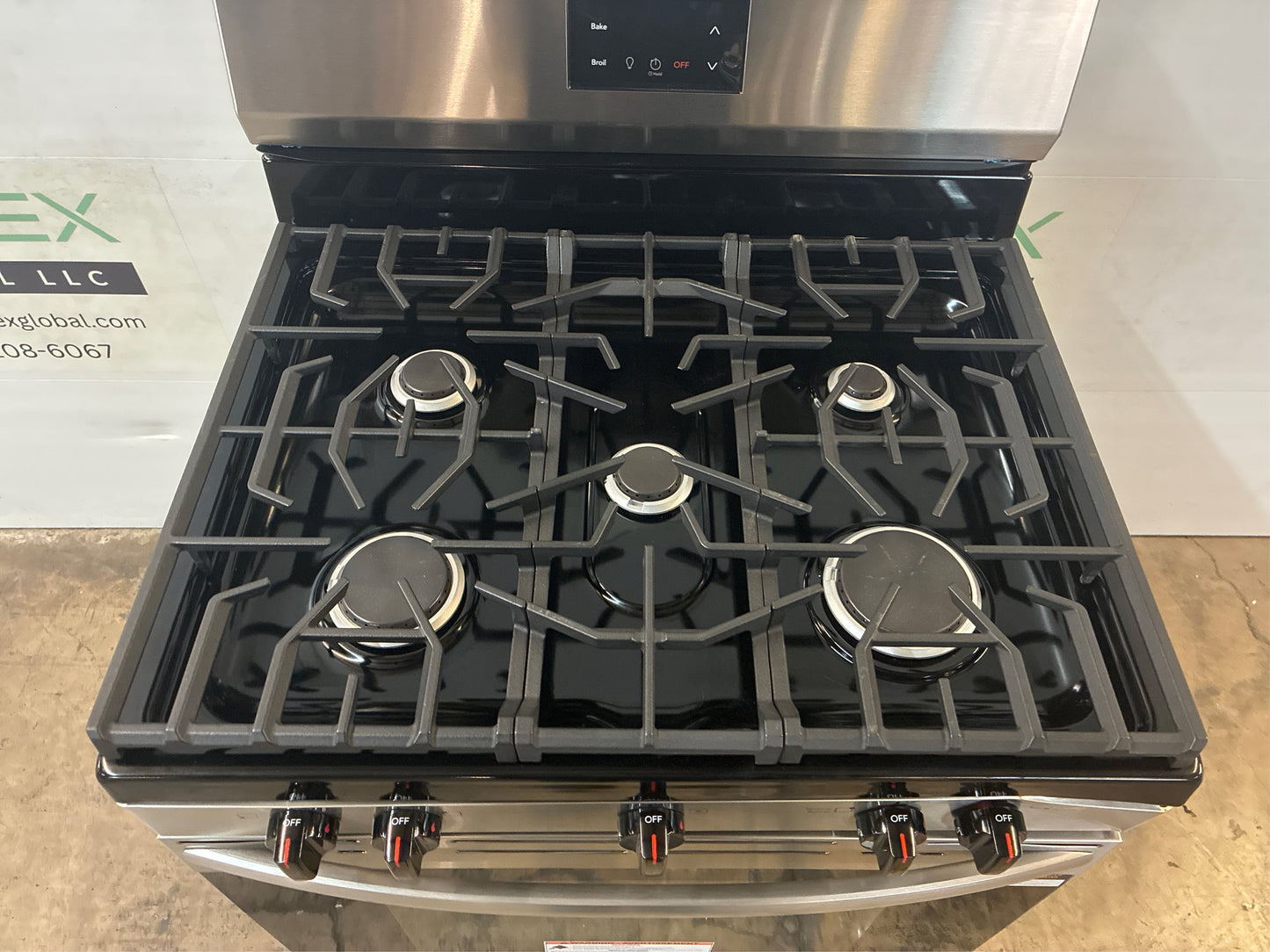 Frigidaire 30-in 5 Burner Gas Range