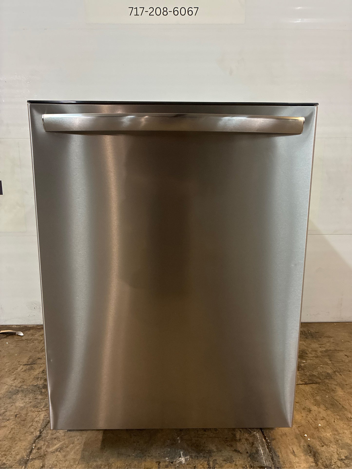 Frigidaire Gallery 24 in Top Control Tall Tub Dishwasher