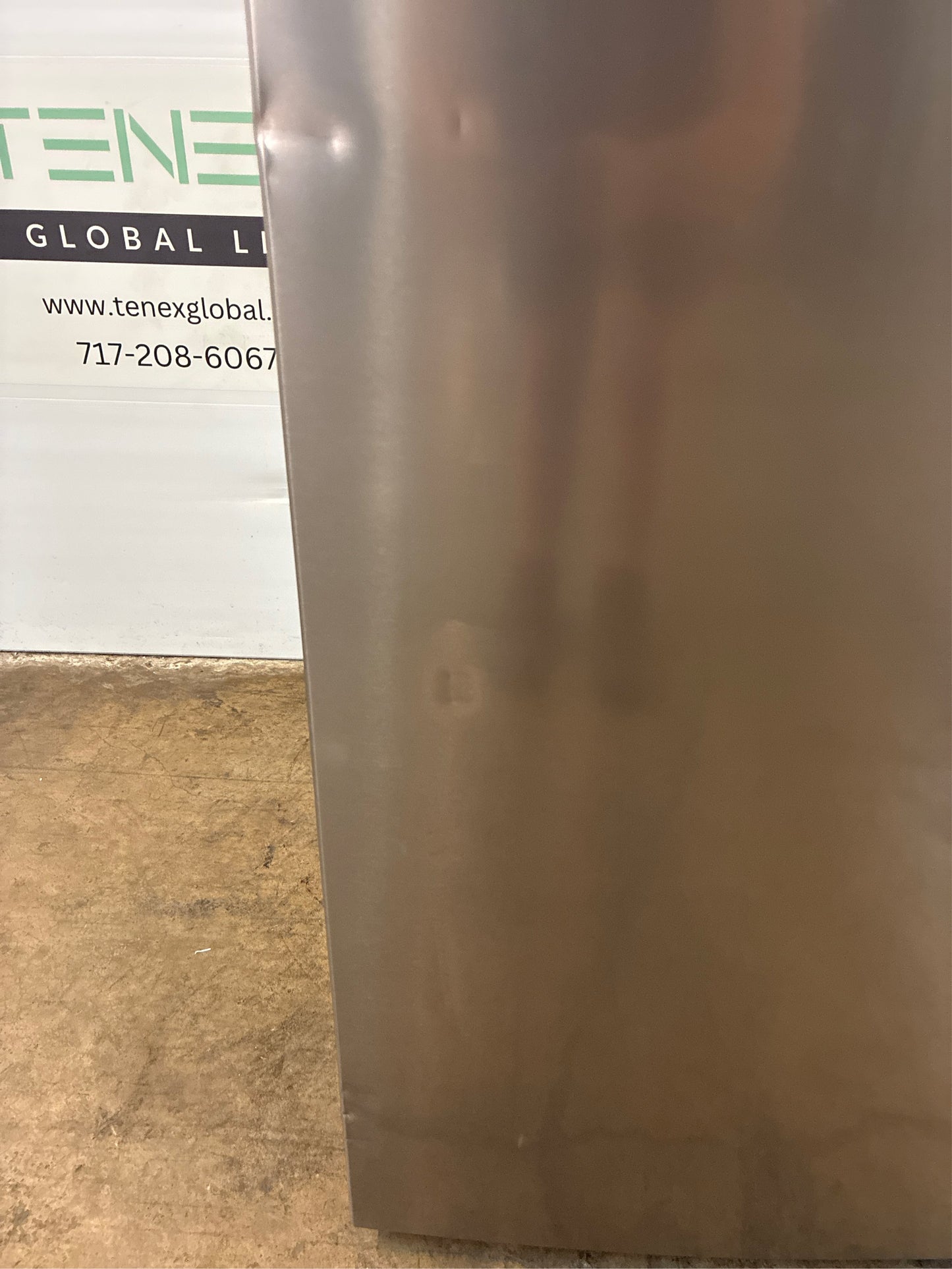 17.6 cu ft Top Freezer Refrigerator Brushed Steel