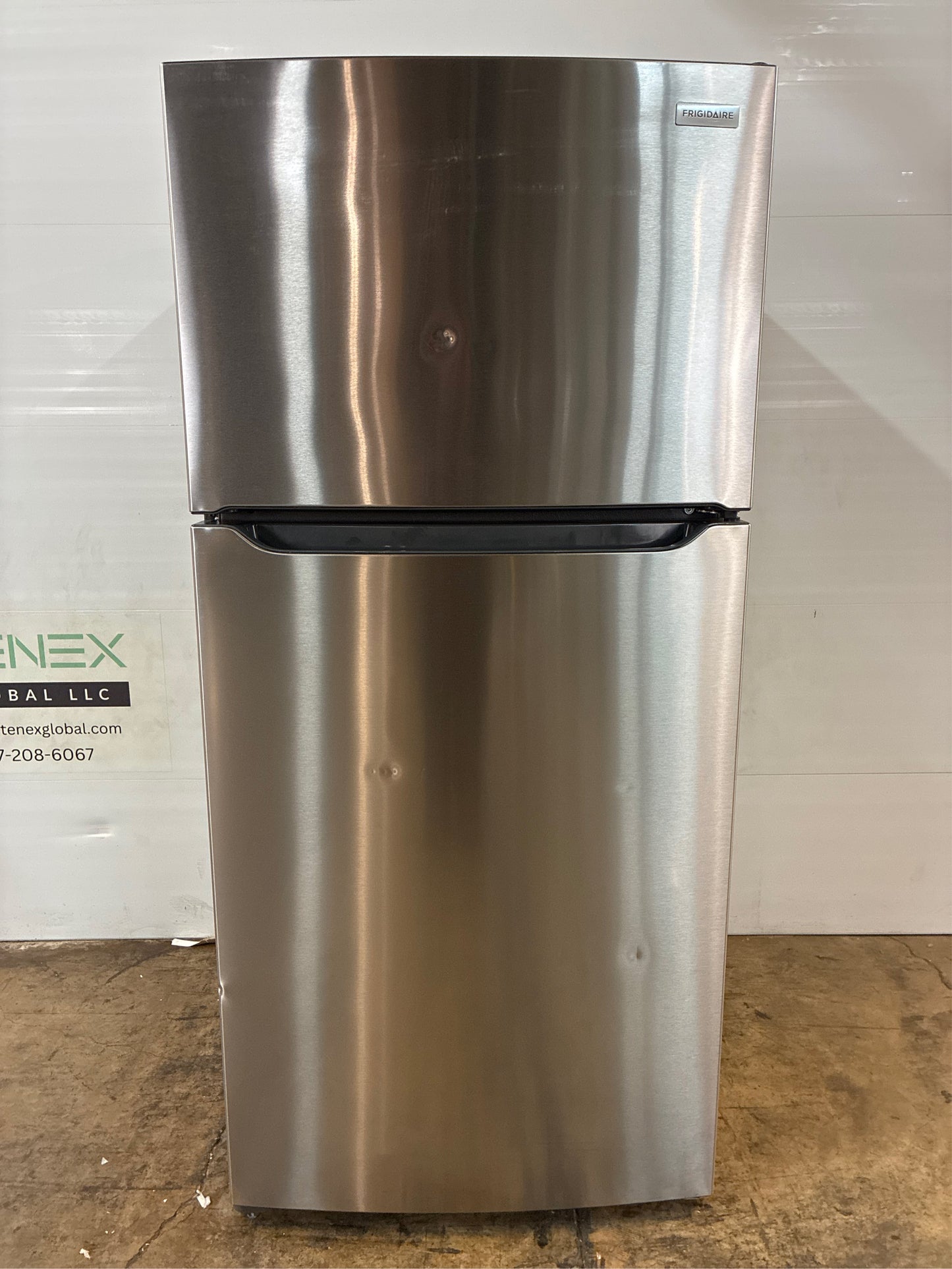 Frigidaire 30 in. Top Freezer Refrigerator, Steel