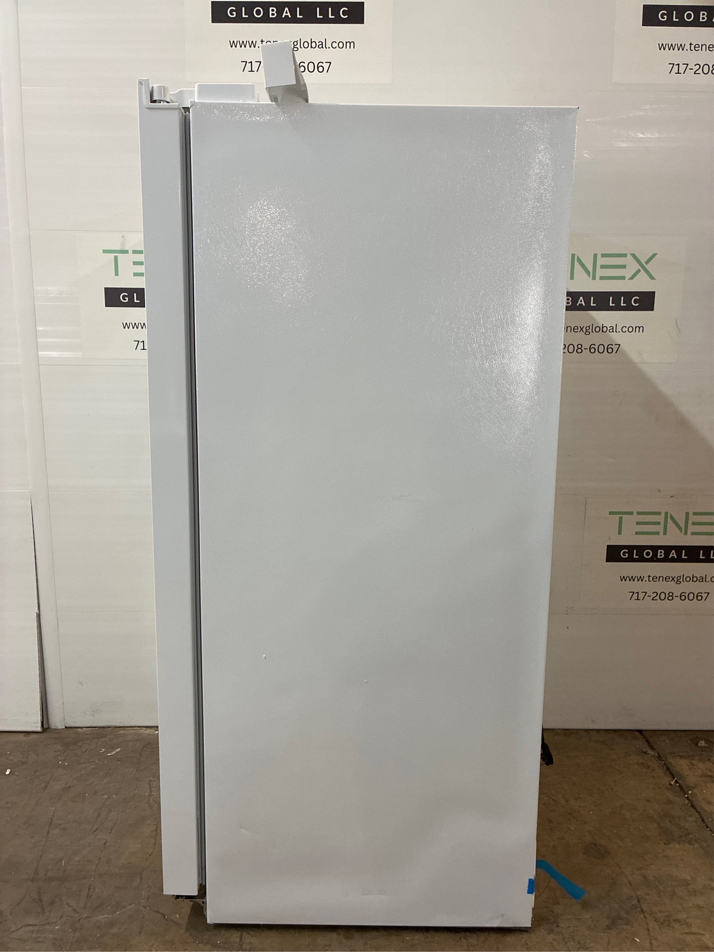 Frigidaire 22.3 cu. ft. S by S Refrigerator., 33 White