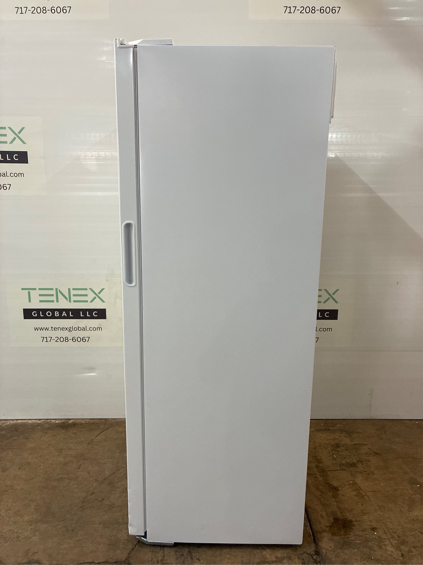 27.8 in. 13 cu. ft. Upright Freezer
