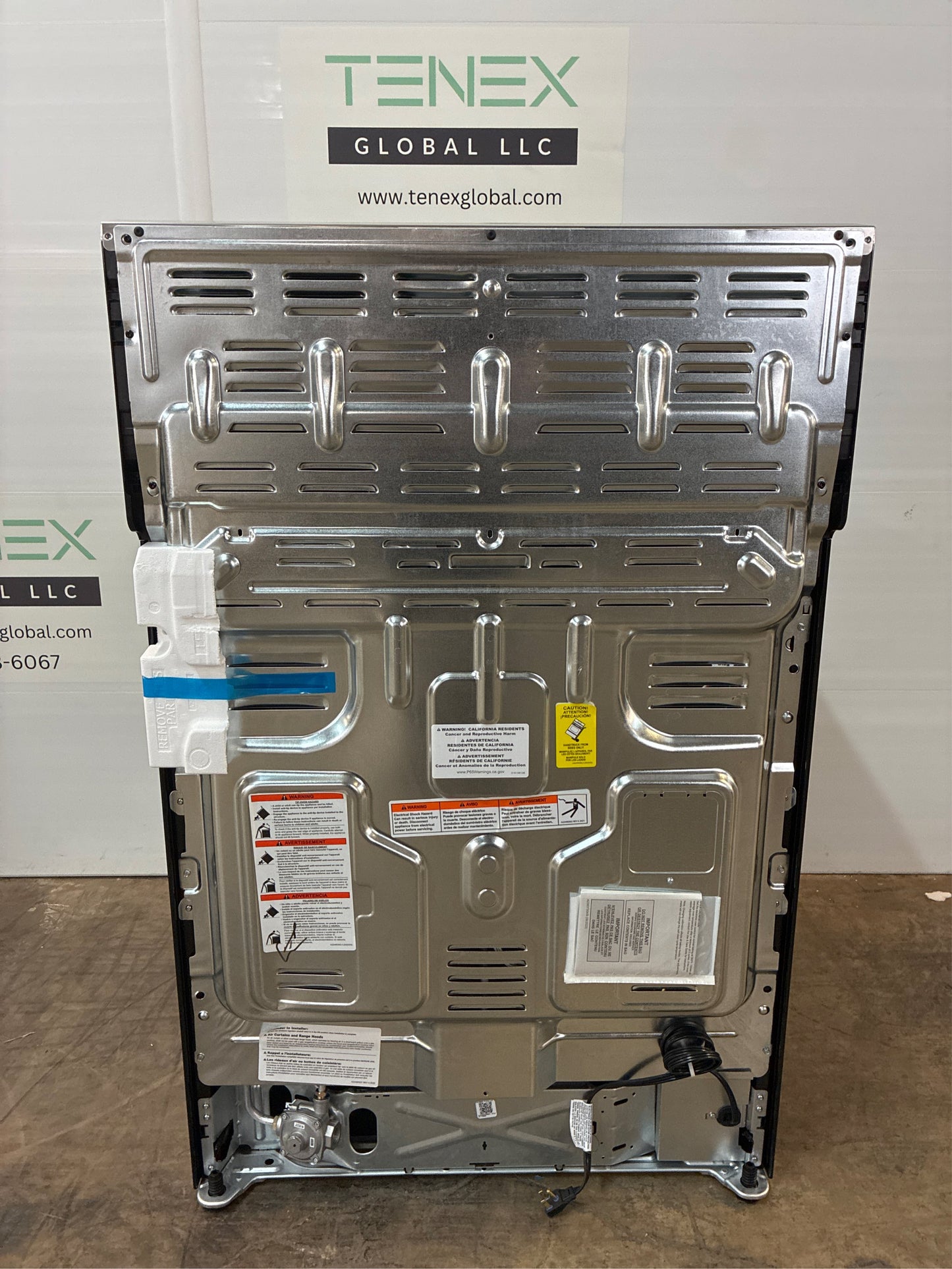 Frigidaire Gallery 30-in 5 Burners 5.1-cu ft Self & Steam Cleaning Air Fry Convection Oven Freestanding Natural Gas Range (Fingerprint Resistant Stainless Steel)