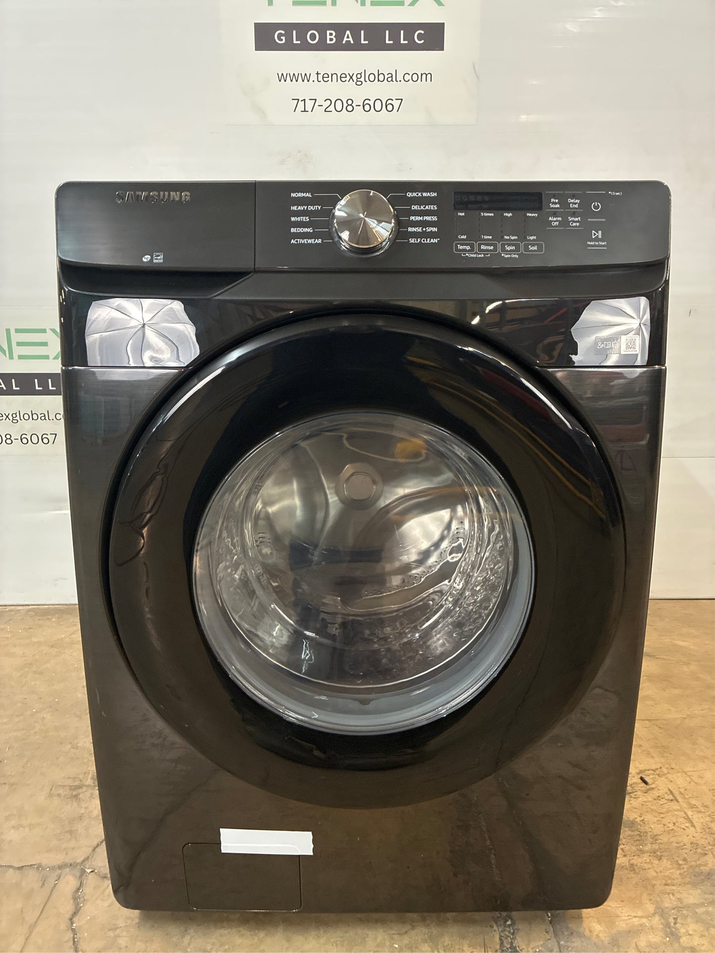 Samsung 4.5 cu. ft Front Load Washer, Brushed Black