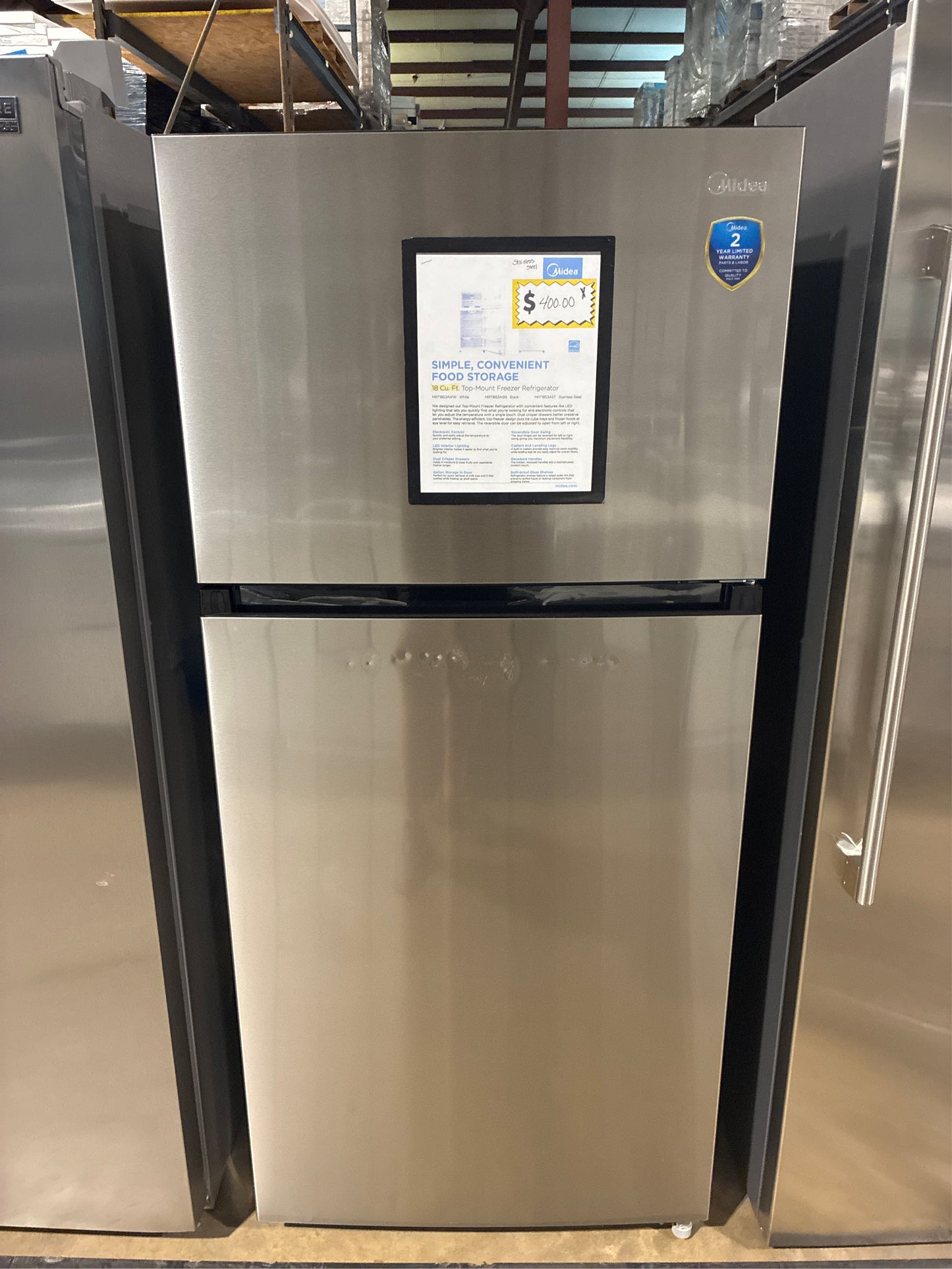 Midea 18 cu. ft. Top-Mount Fridge, Ice Maker Ready