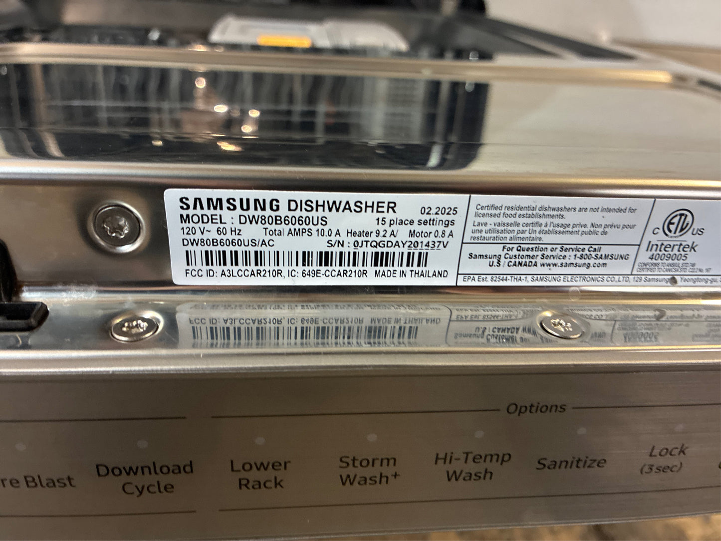 Samsung 24" Fingerprint-Resistant Dishwasher