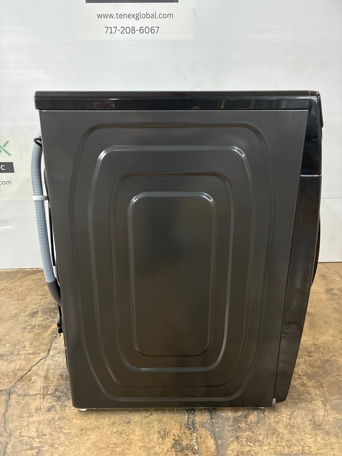 Samsung 4.5 cu. ft. Front-Load Washer, Brushed Black