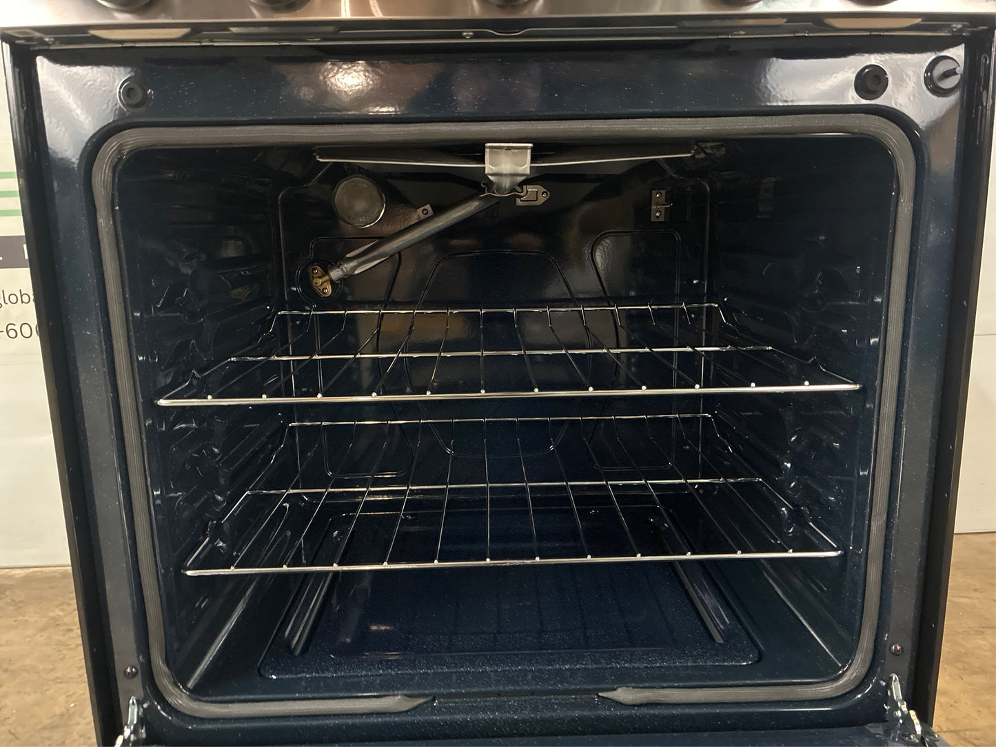 Samsung 6.0 cu. ft. Gas Range with Griddle