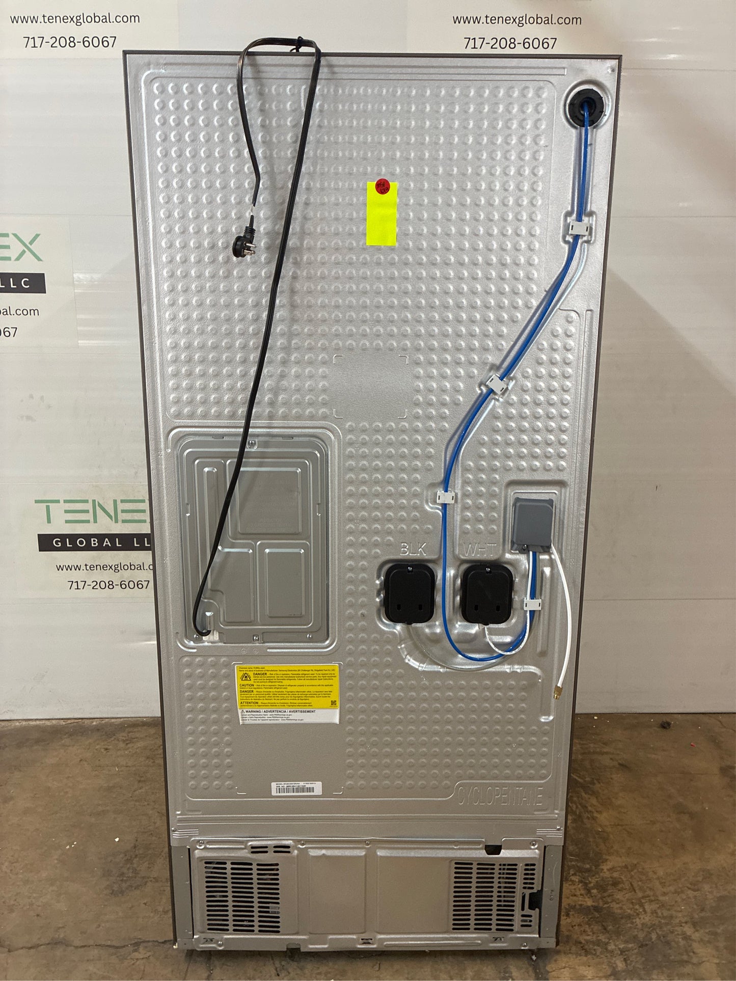 Samsung 33 in. French Door Refrigerator w/ Beverage Center