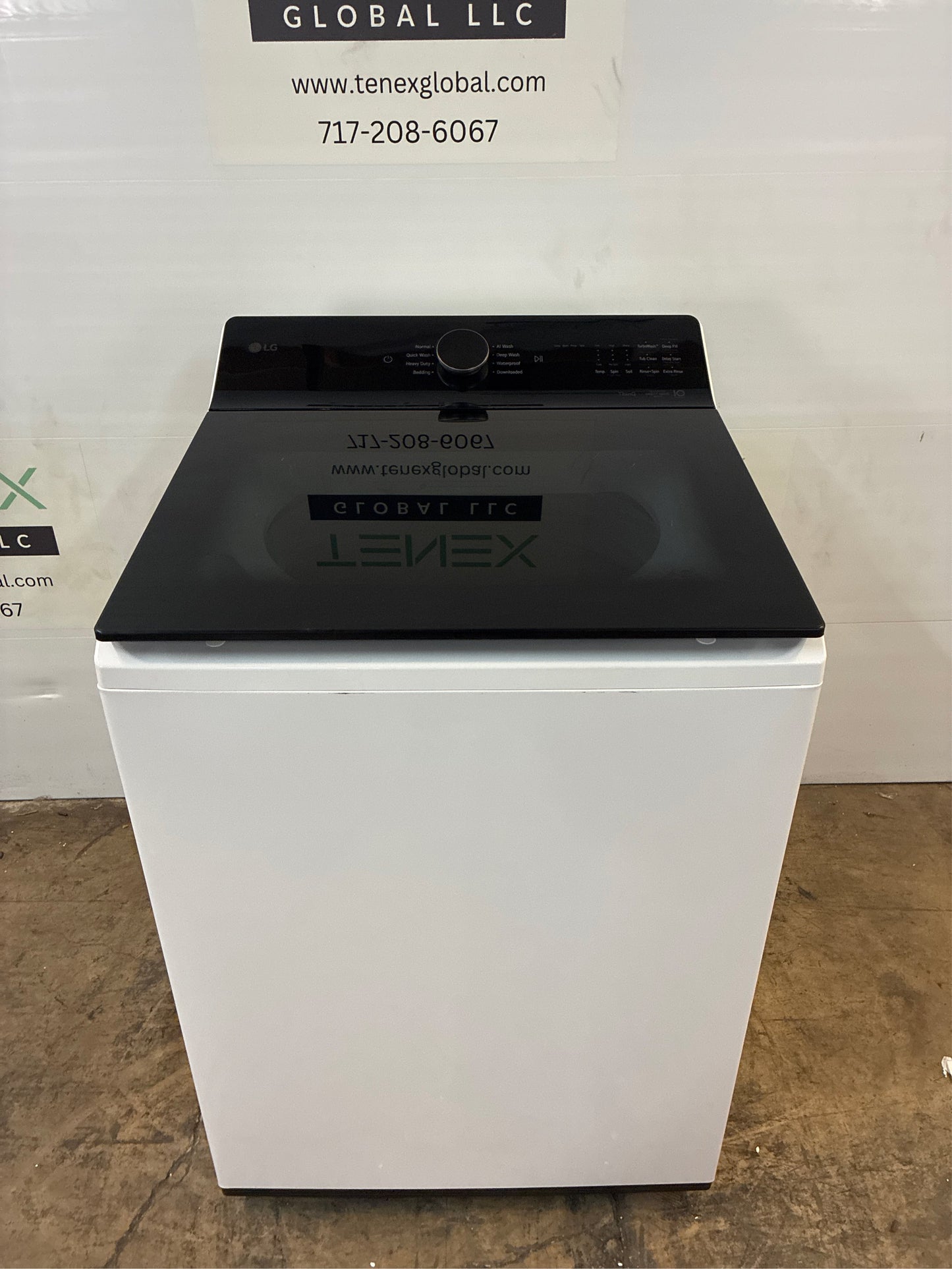 LG 5.5 cu. ft. SMART Top Load Washer - White
