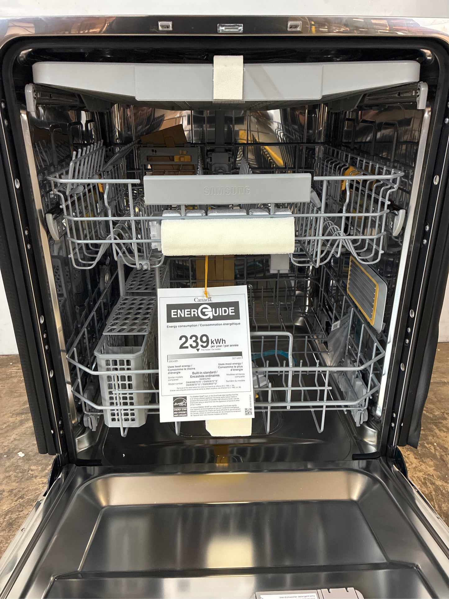 Samsung 24" Fingerprint-Resistant Dishwasher, 42dBA