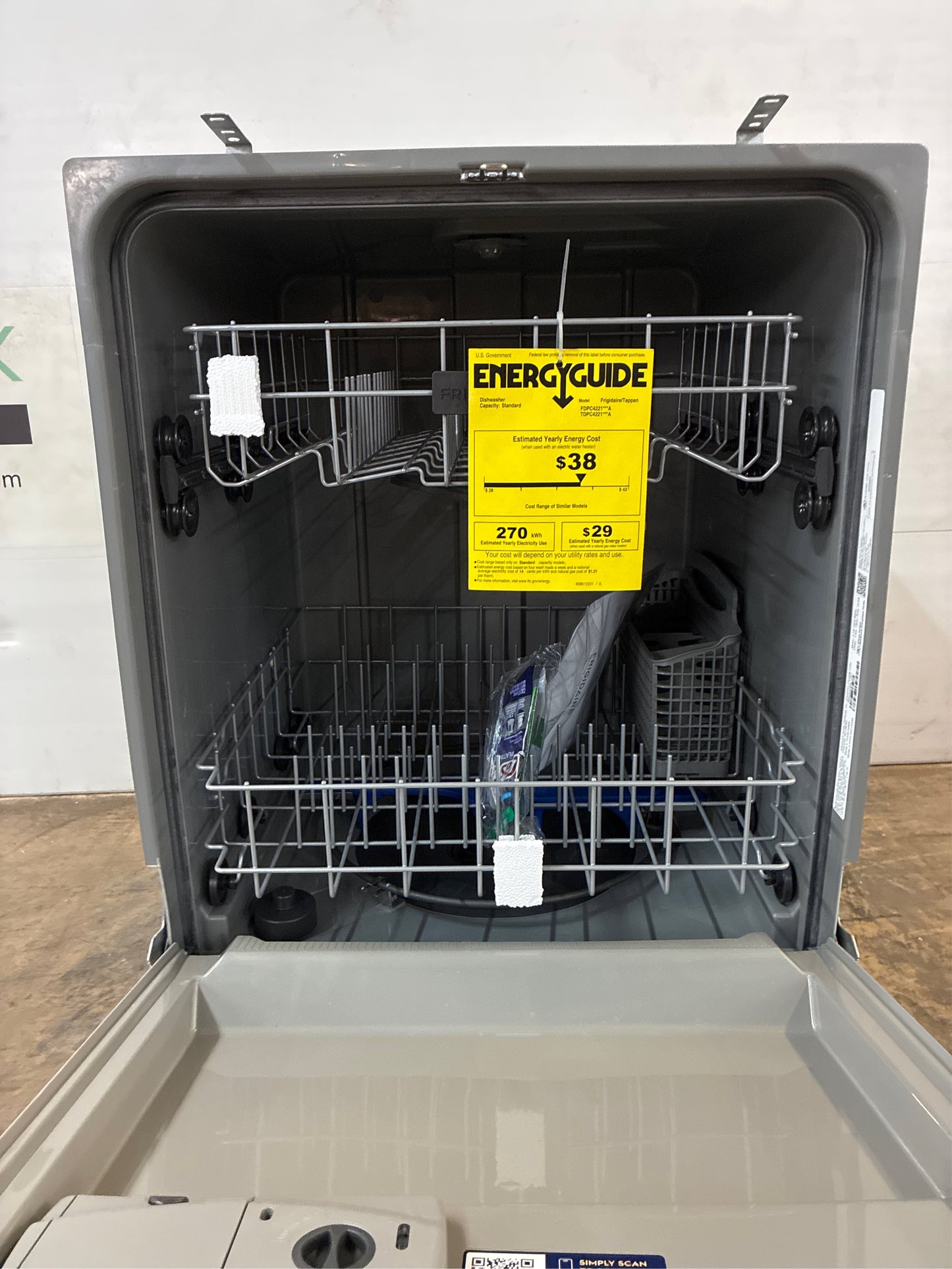 Frigidaire 24 Stainless Dishwasher, Tall Tub