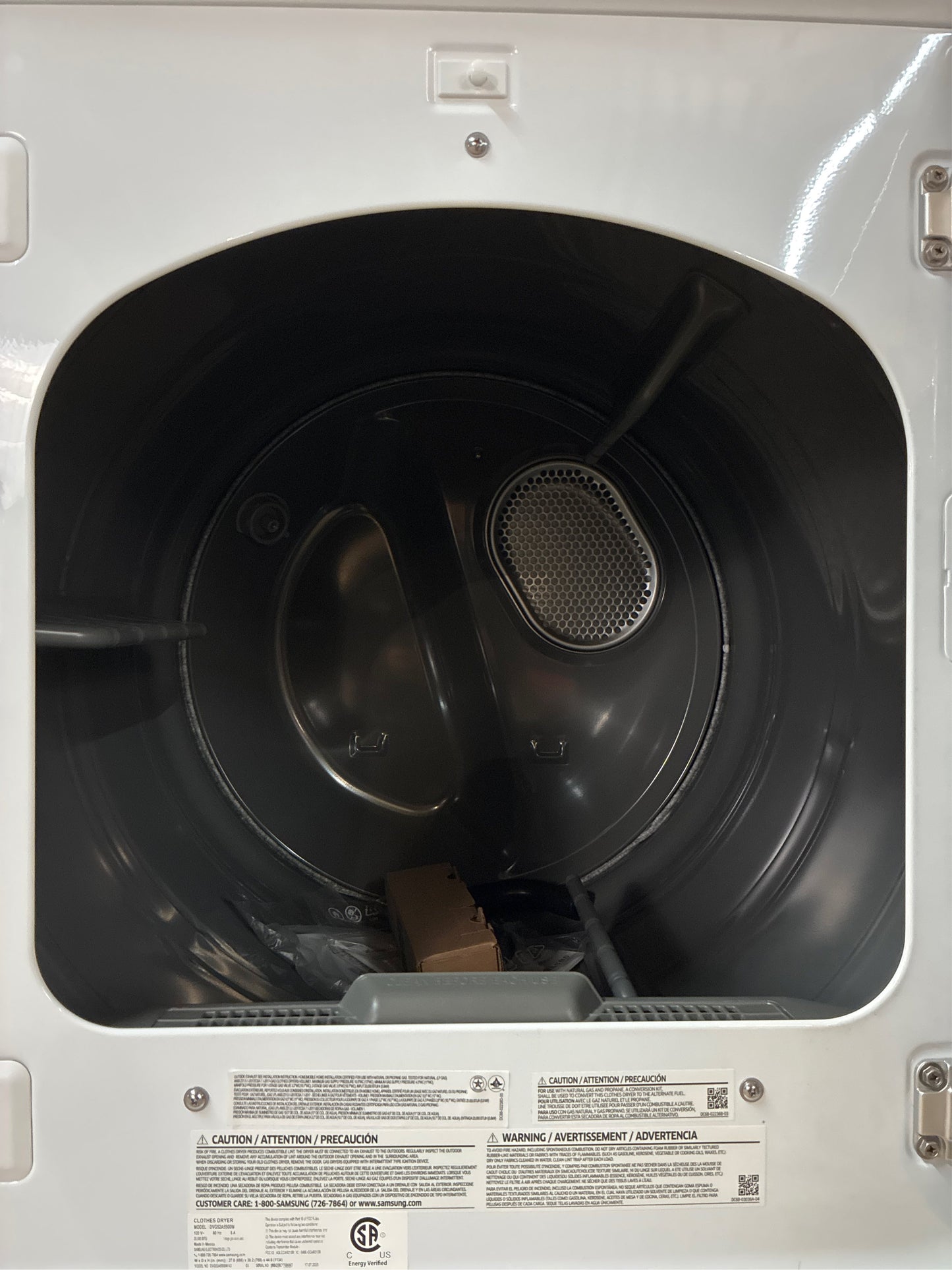 Samsung 7.4 cu. ft. Gas Dryer with Steam White