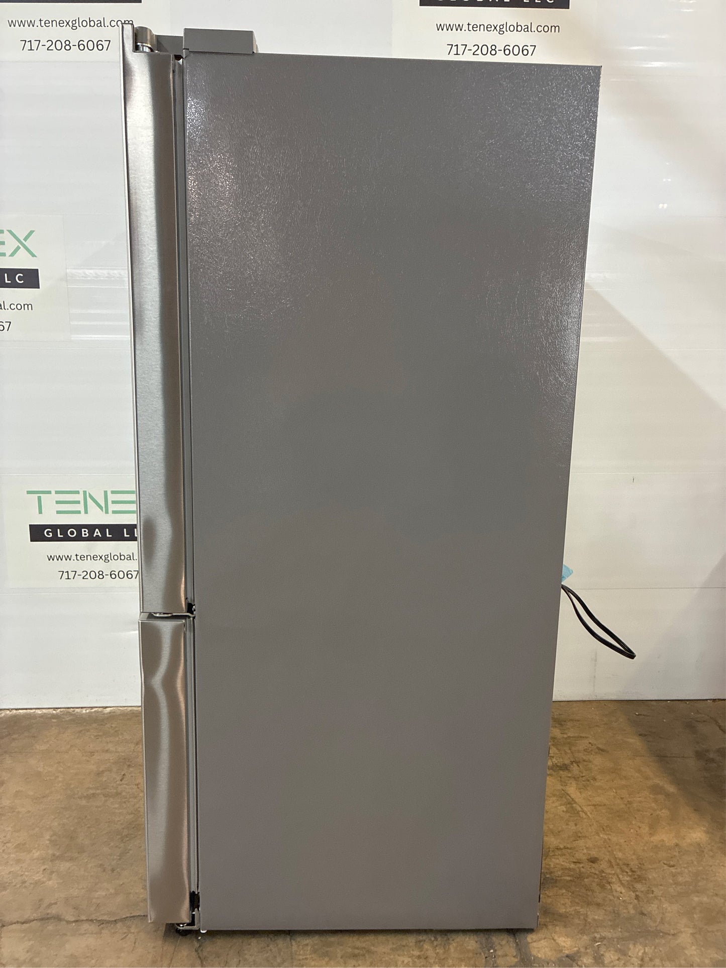 Frigidaire 27.8-cu ft French Door Refrigerator