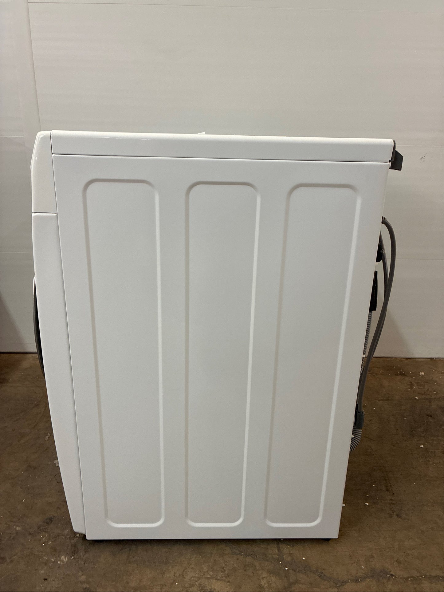 2.5 cu. ft. Front Load Washer with AI Smart Dial