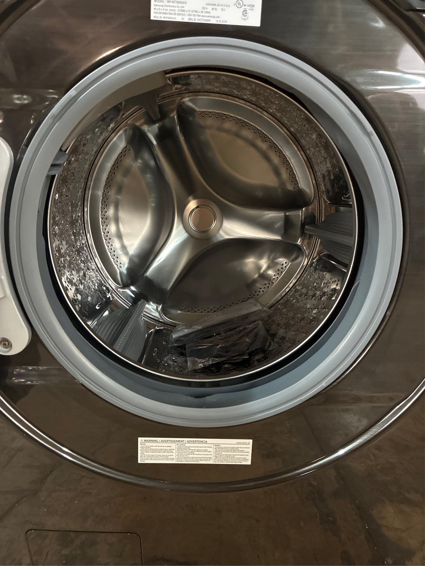 Samsung 4.5 cu. ft. Front-Load Washer, Brushed Black