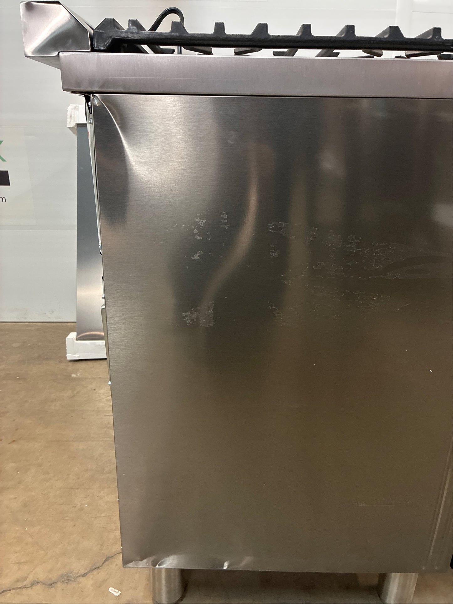 Frigidaire Gallery 36 in. 6-Burner Gas Range w/ Air Fry