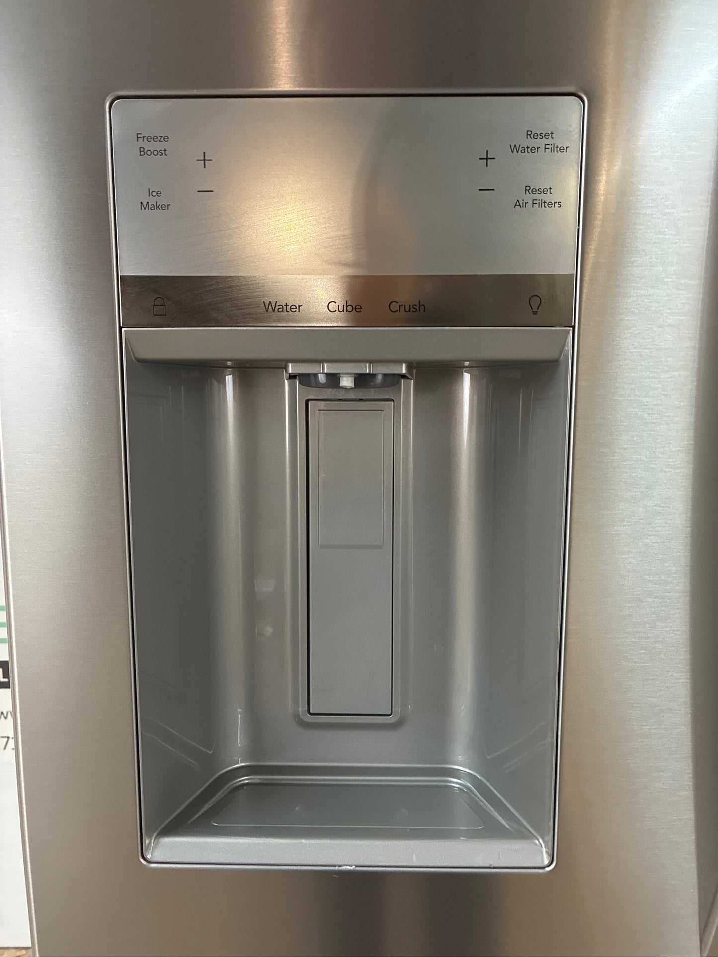 Frigidaire 28 CuFt French Door Refrigerator ENERGY STAR