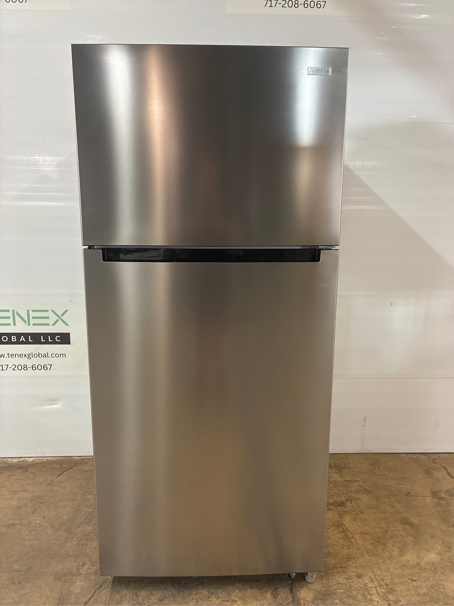 18 cu. ft. Top Freezer Refrigerator Steel