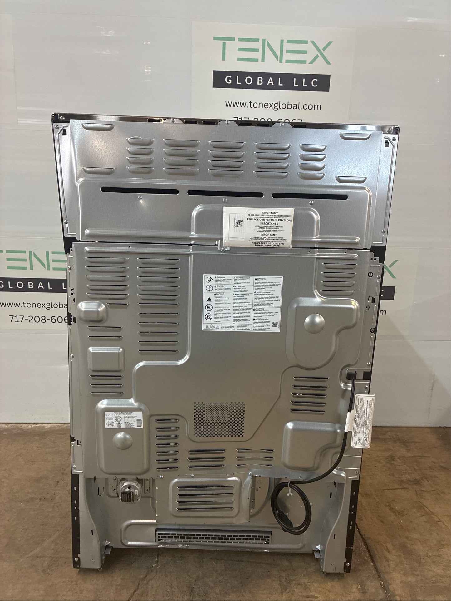 LG 30" 5 burners Double Oven Gas Range.