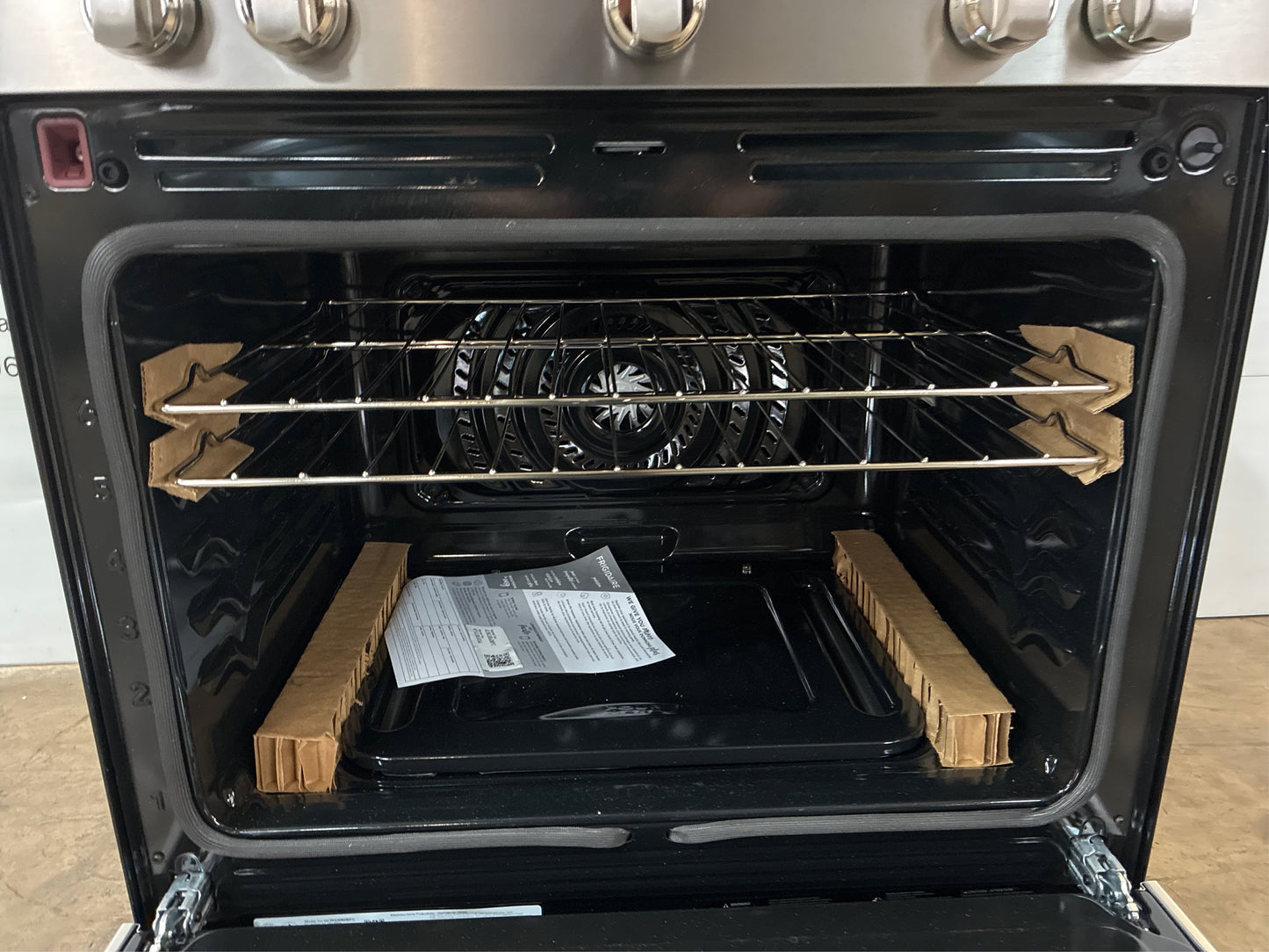 Frigidaire 30-in Gas Range, Stainless Steel