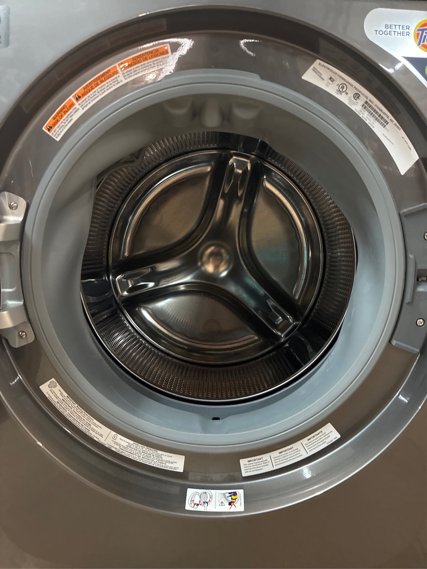 Electrolux 4.5 cu, ft. Front Load Washer - Titanium