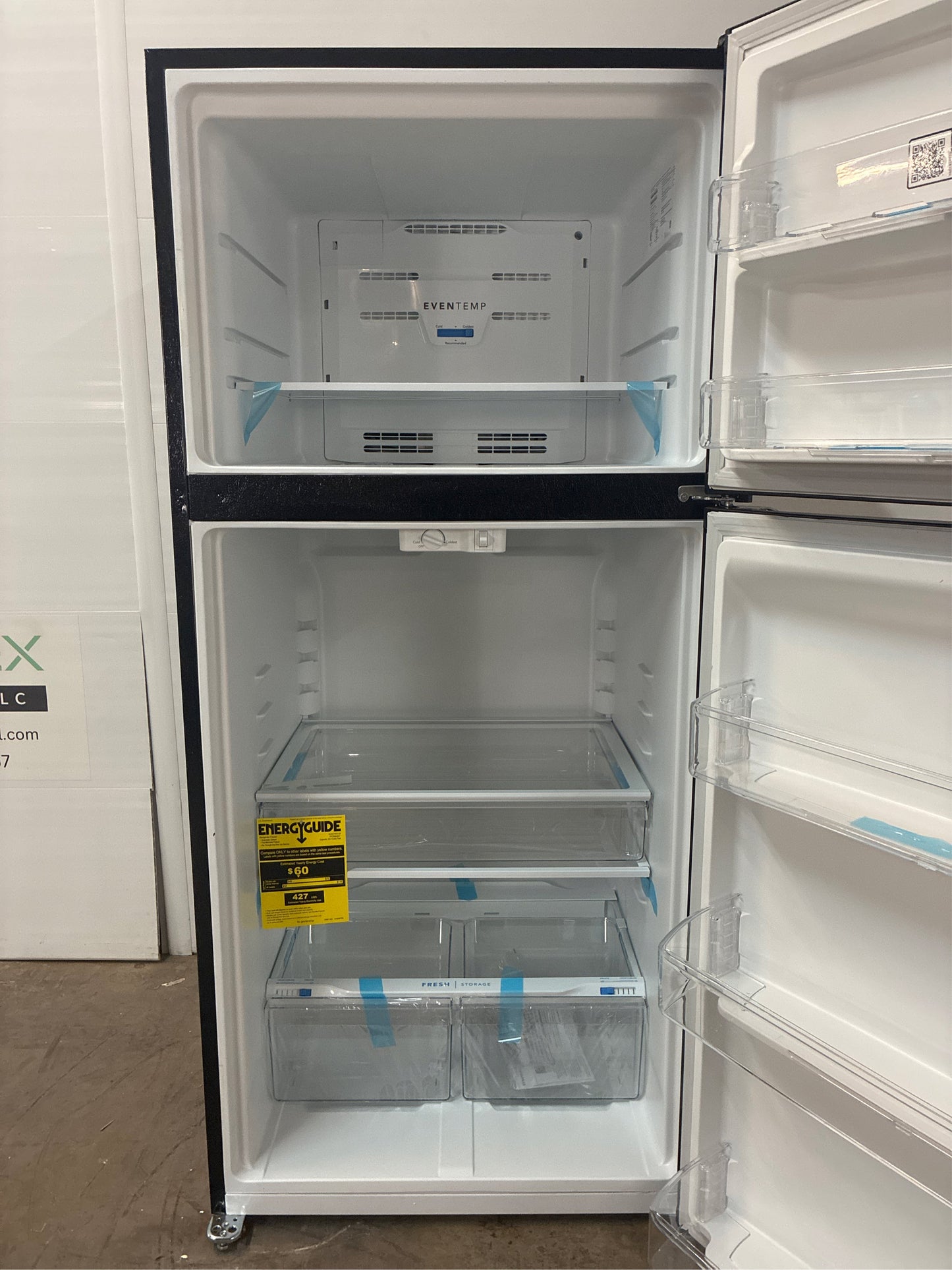 Frigidaire 20.0 cu. ft. Top Freezer Refrigerator, Black
