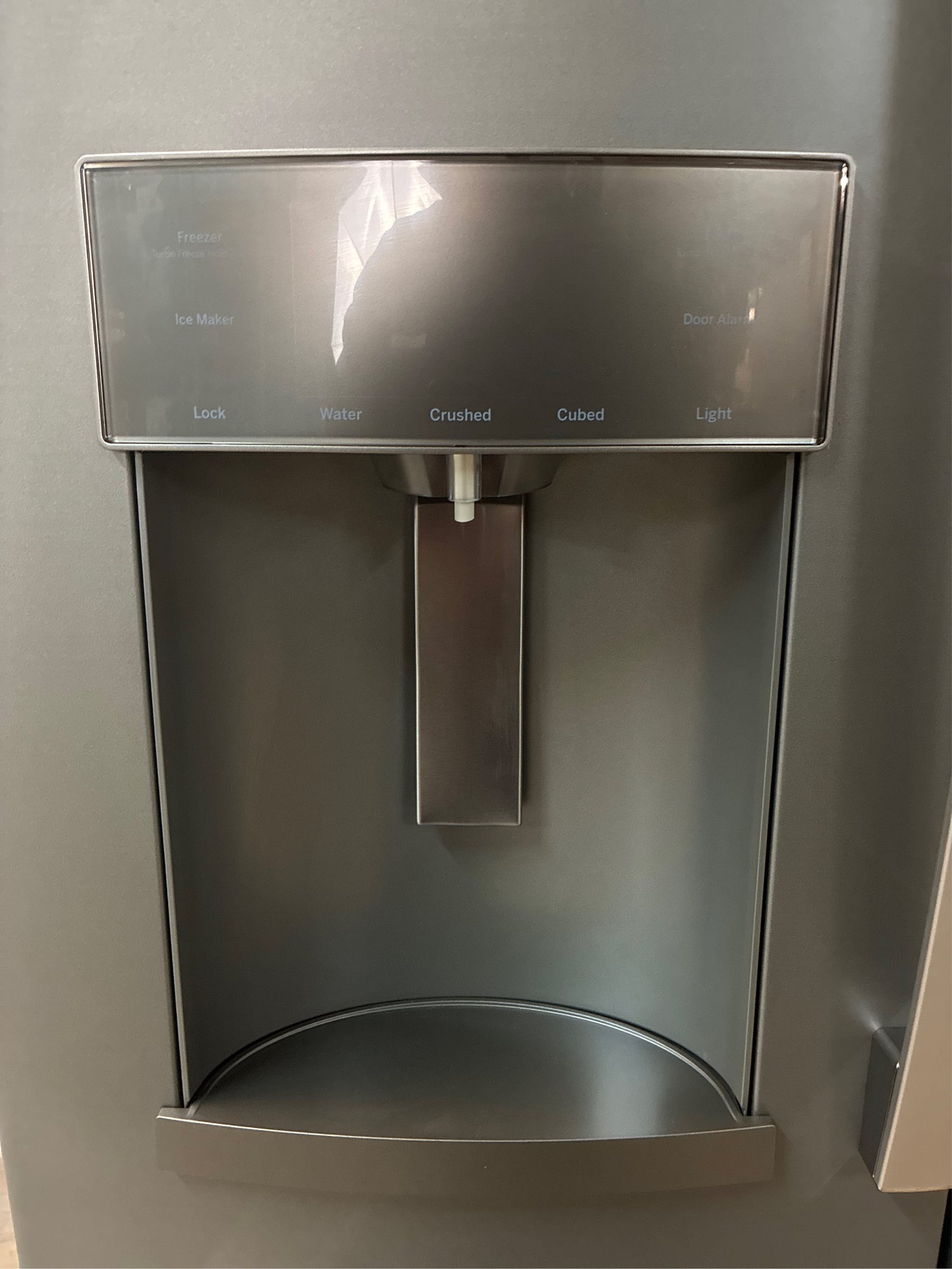 GE 27.8-cu ft French Door Refrigerator
