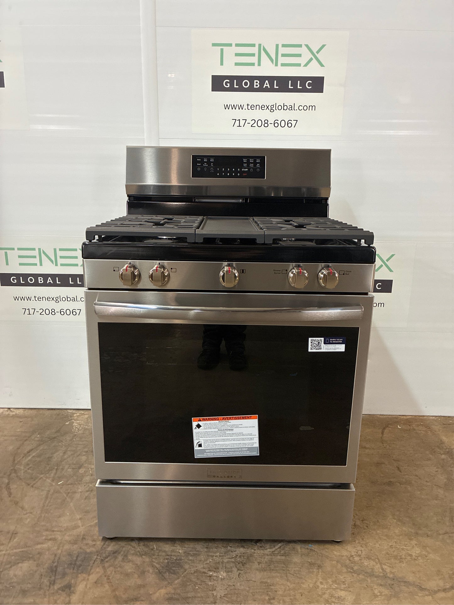 Frigidaire Gallery 30-in 5 Burners 5.1-cu ft Self & Steam Cleaning Air Fry Convection Oven Freestanding Natural Gas Range (Fingerprint Resistant Stainless Steel)