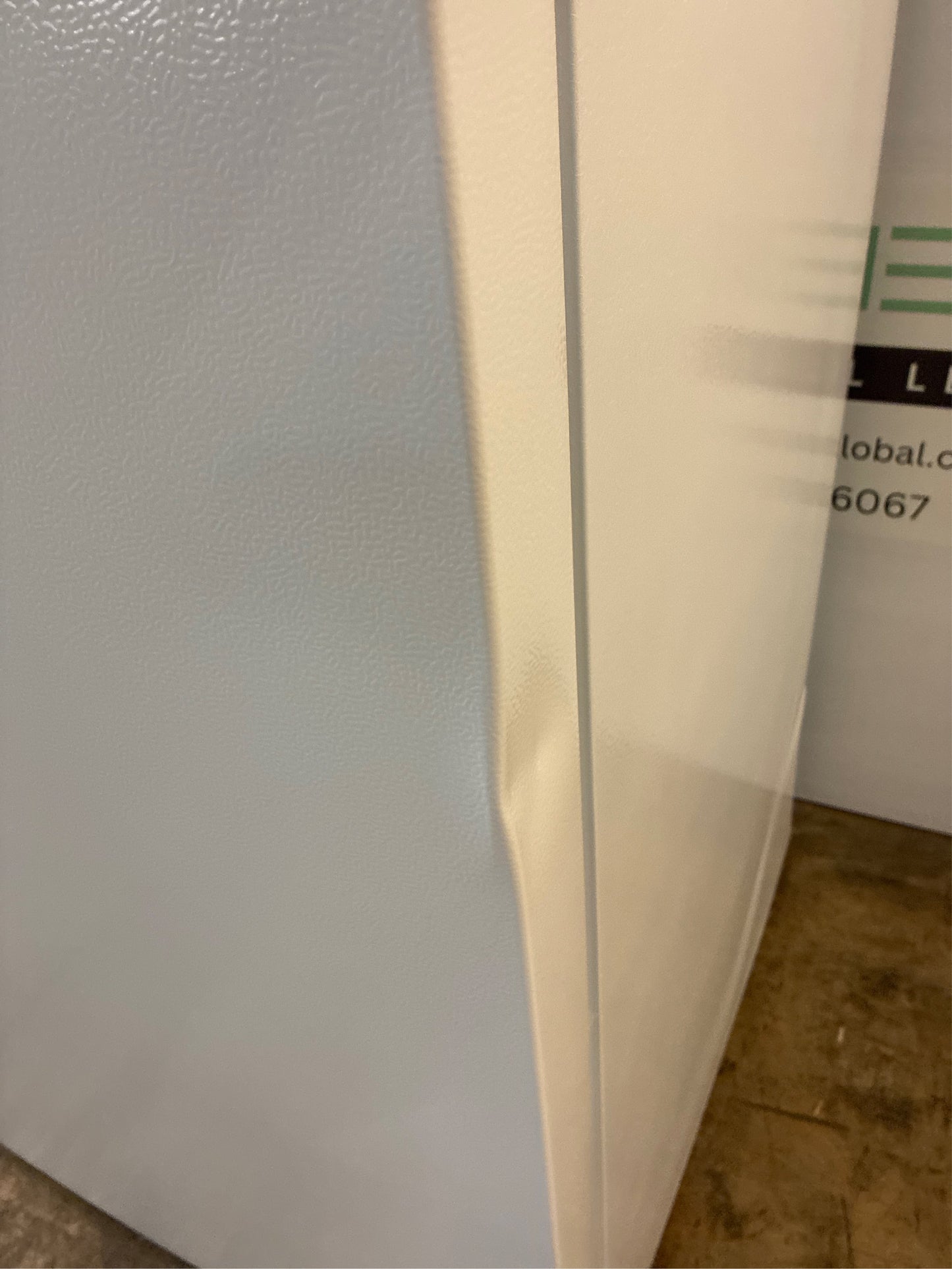 18 cu. ft. Top Freezer Refrigerator-White