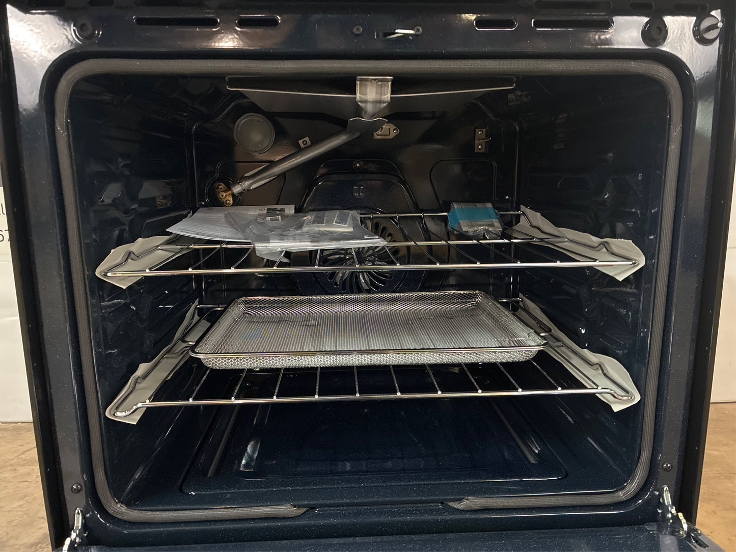 Samsung Bespoke 30 6.0 cu.ft. 5-Burner Gas Range