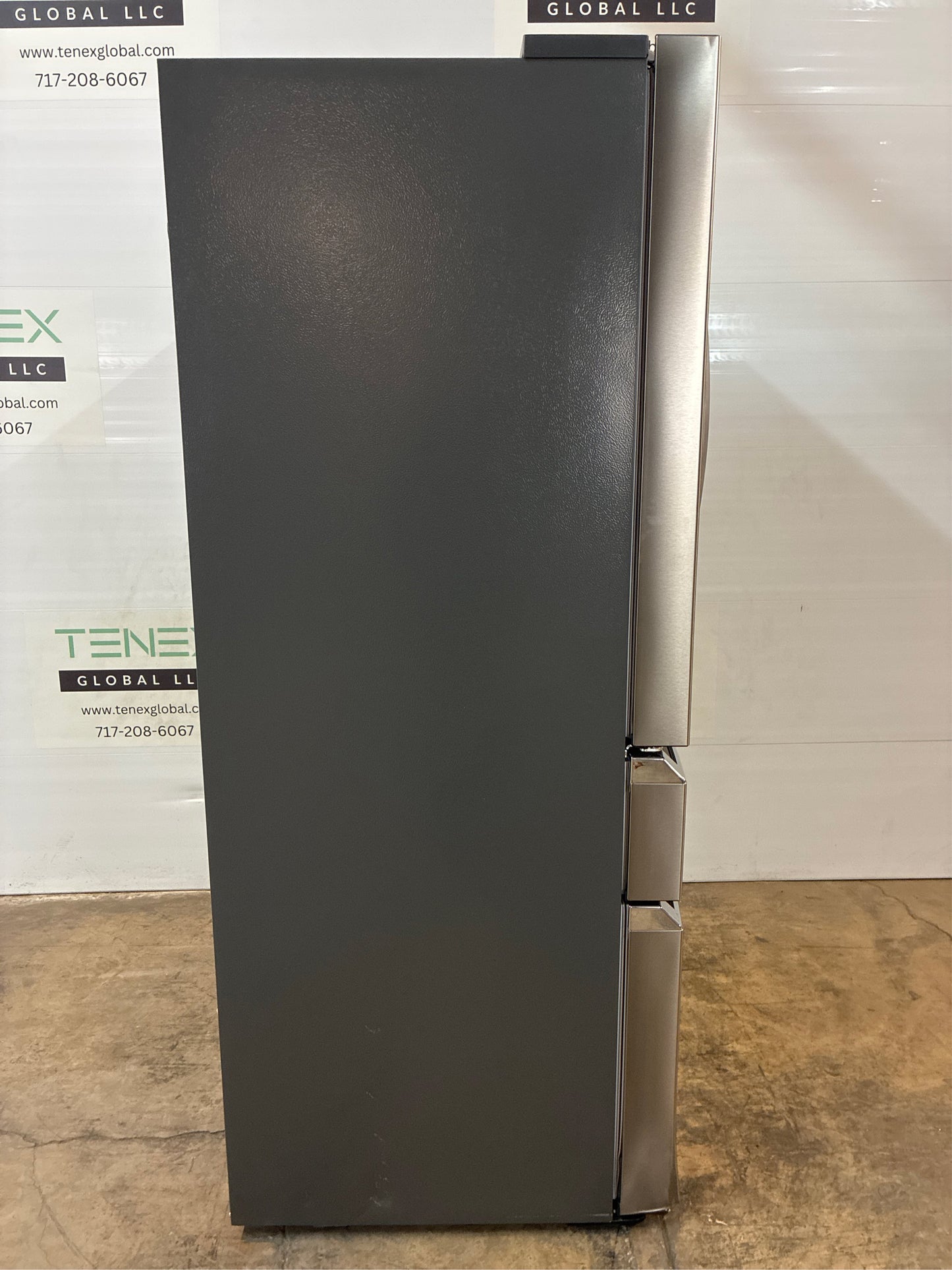 Frigidaire 21.5-cu ft French Door Fridge
