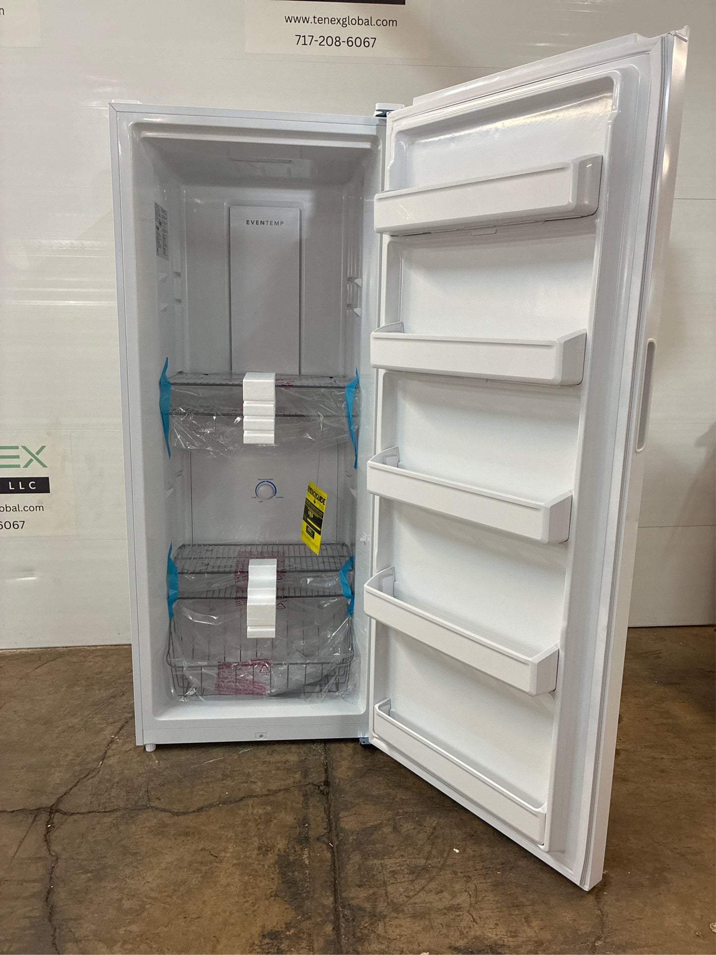 27.8 in. 13 cu. ft. Upright Freezer