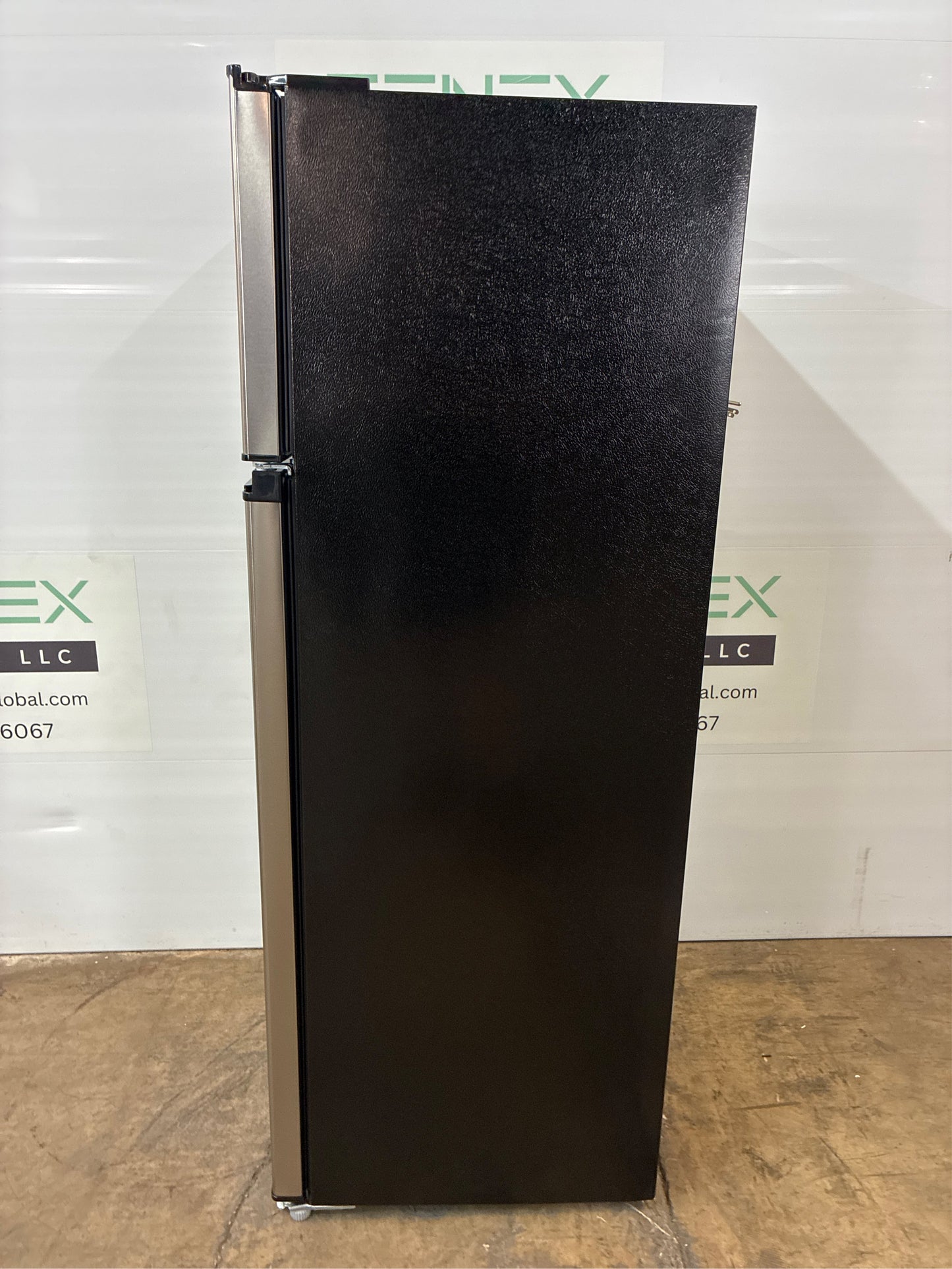7.1 cu. ft. Top Freezer Refrigerator, SS Look