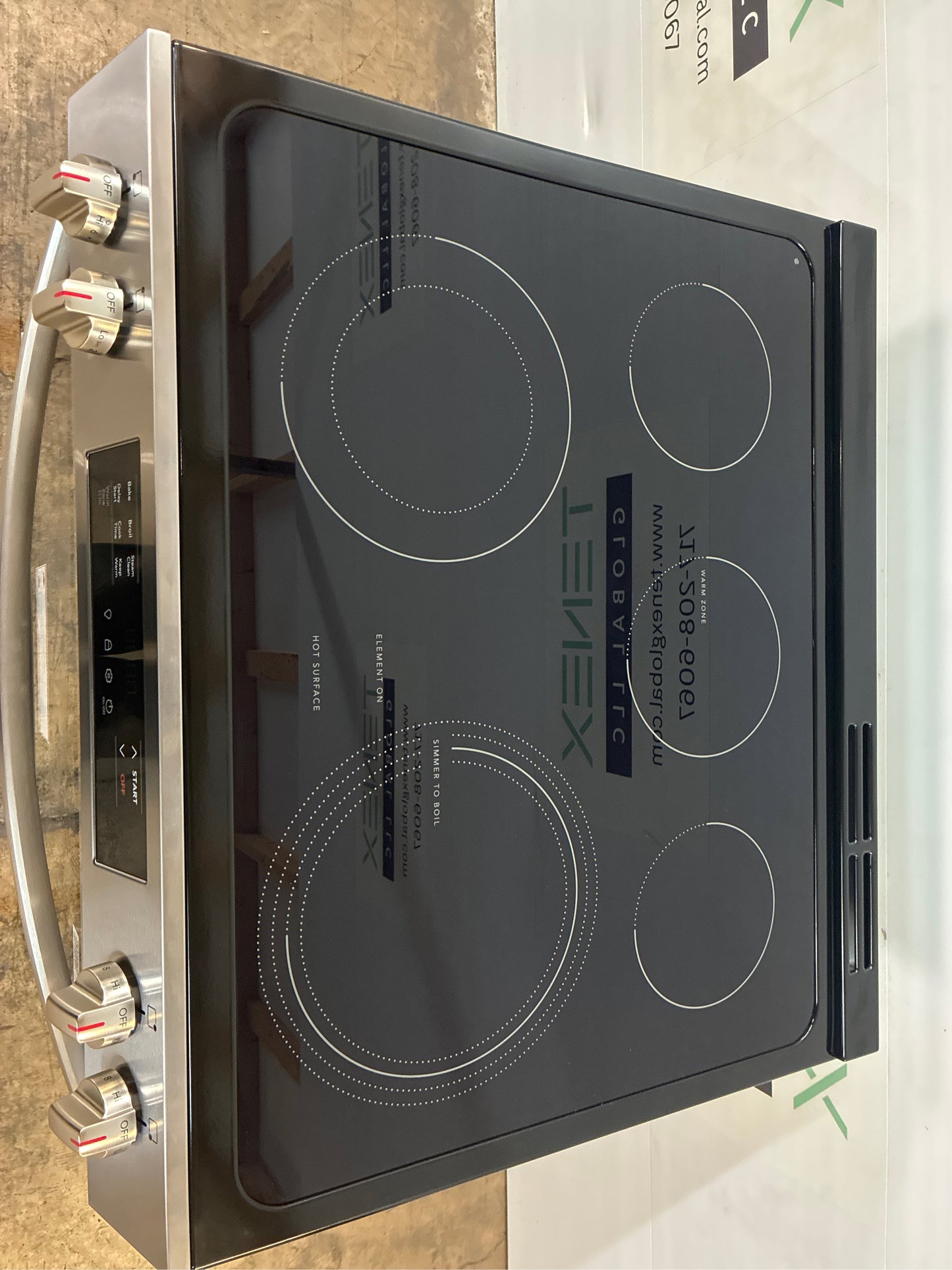 Frigidaire 30-in Glass Top 5 Burners Electric Range