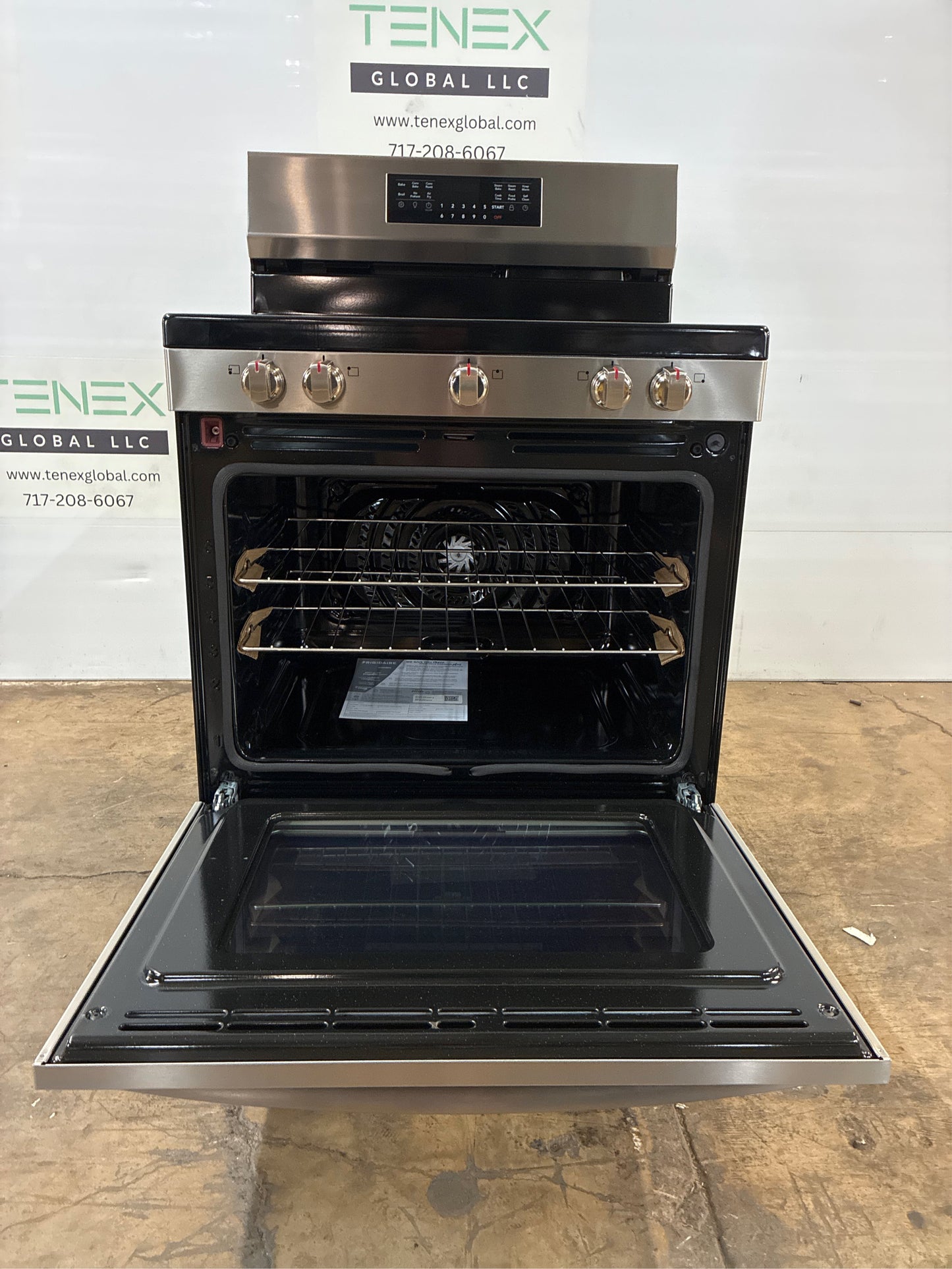 Frigidaire 30in 5 Burner Electric Range, Black SS, Convection