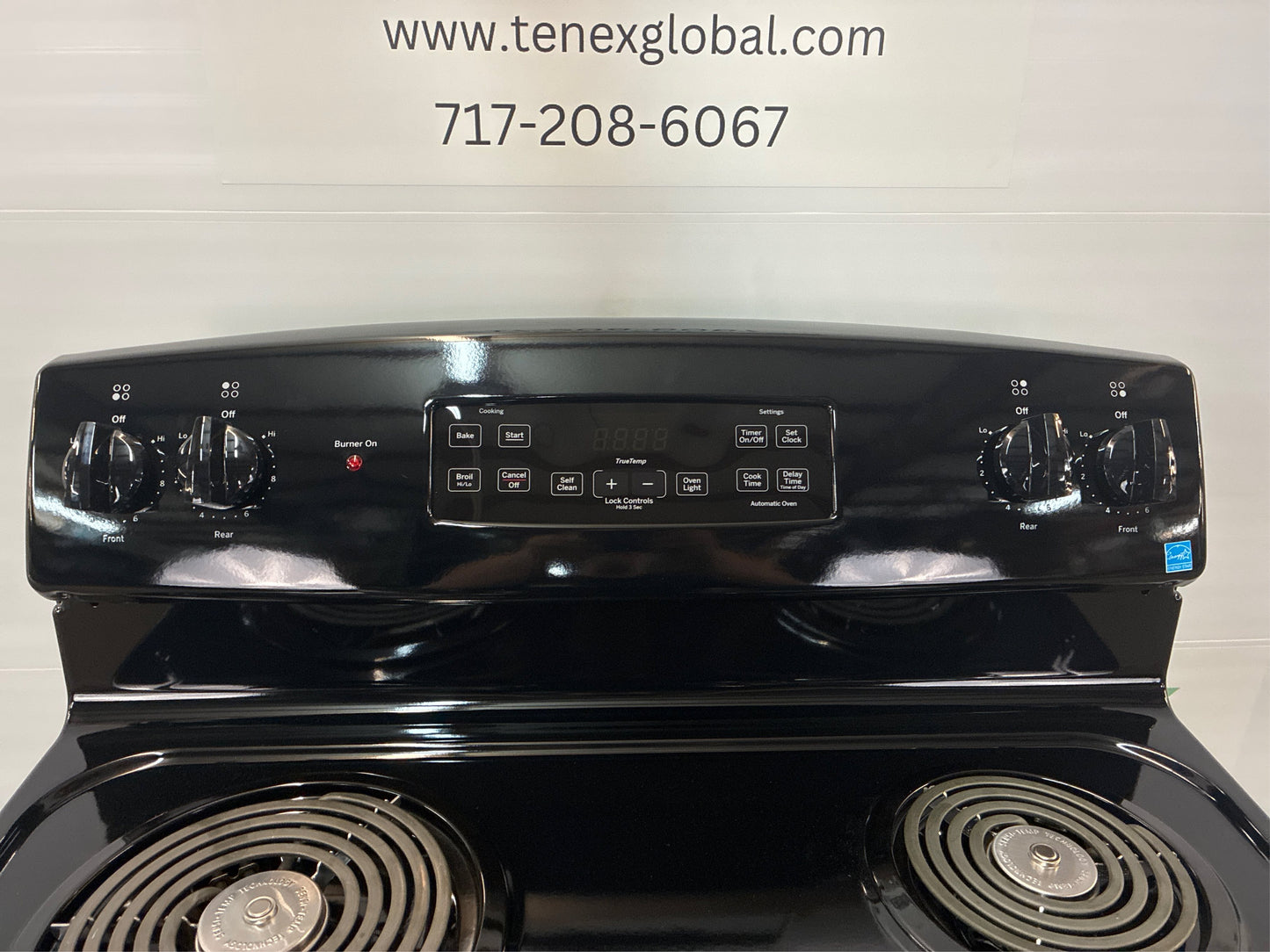 GE 30" 5-cu ft Electric Range (Black)