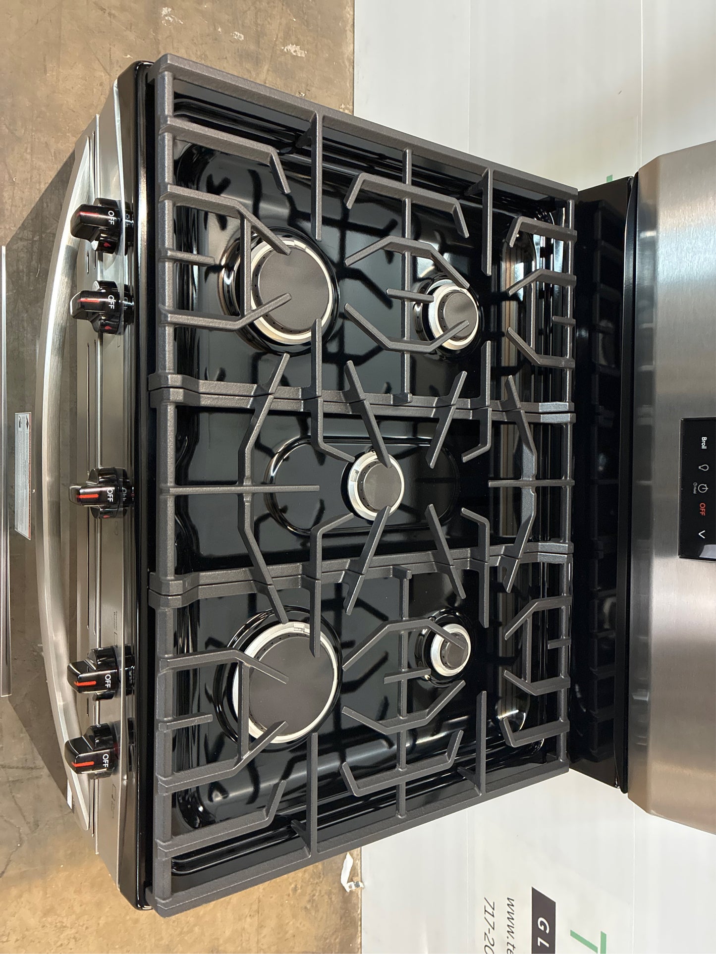 Frigidaire 30 in. 5-Burner Gas Range, Stainless Steel