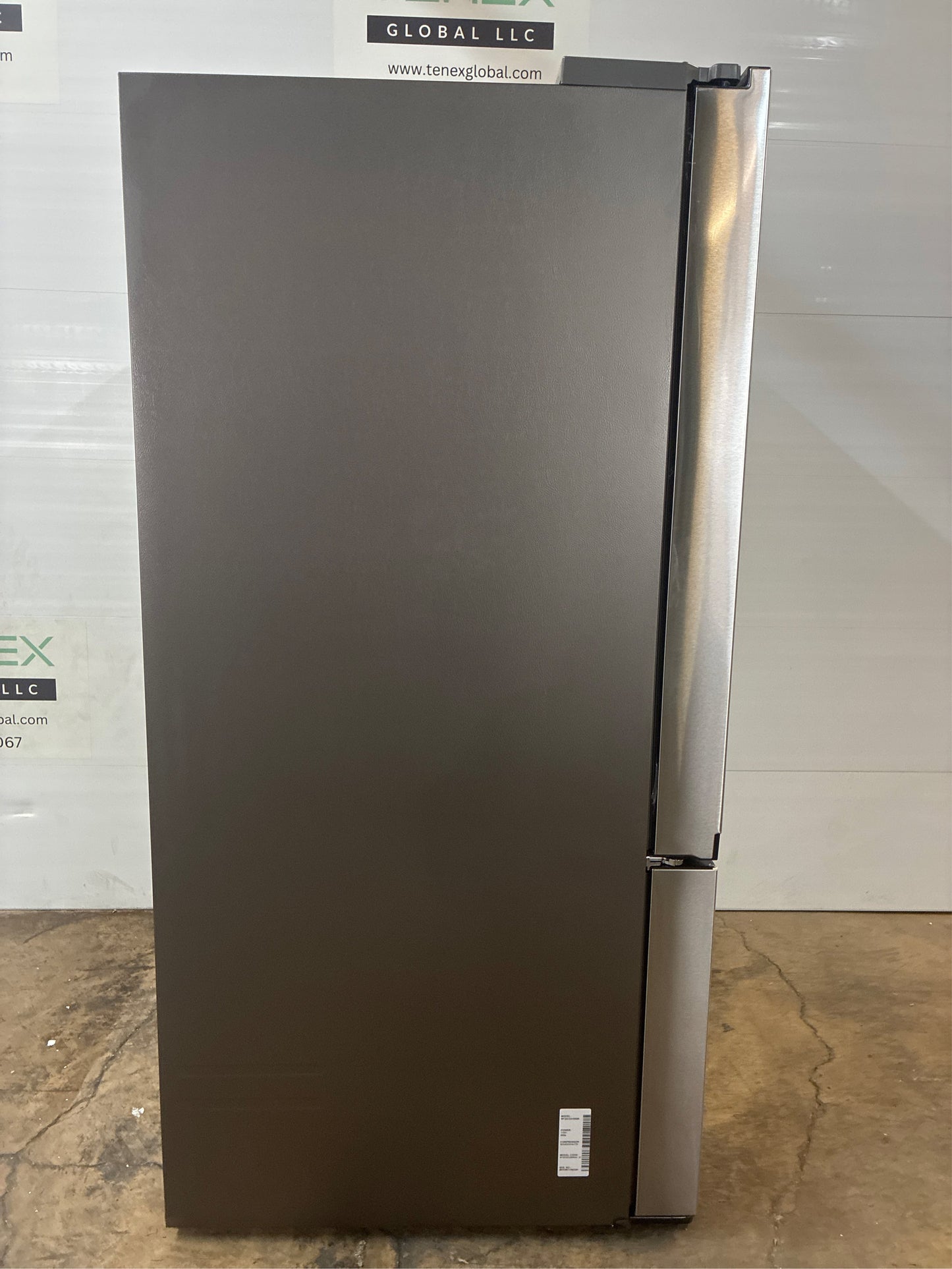 Samsung 32 cu. ft. French Door Refrigerator with Ice Maker