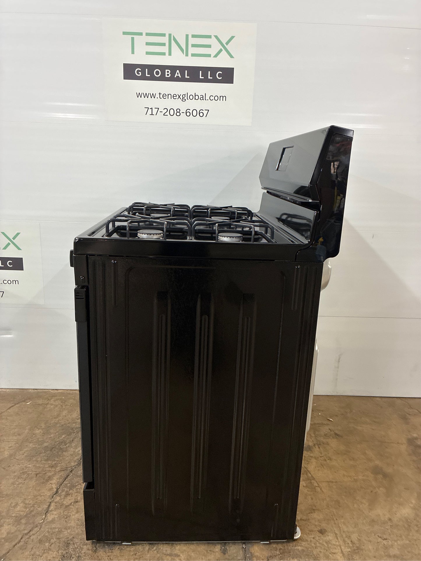 Frigidaire 30" 4-Burner Gas Range (Black)