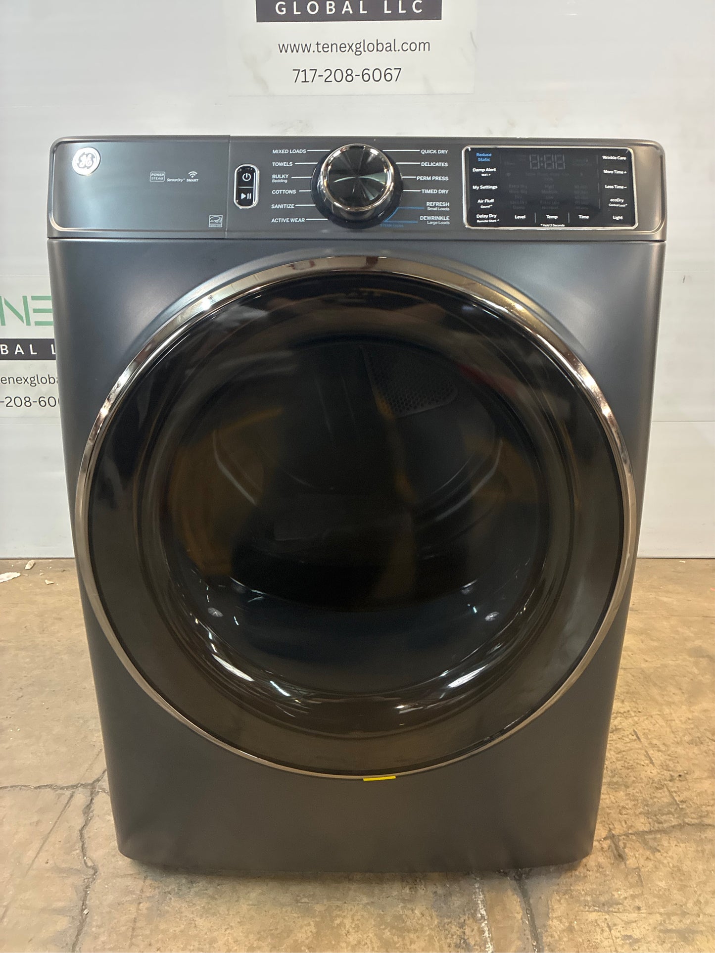 GE Smart Front-Load Gas Dryer with Steam