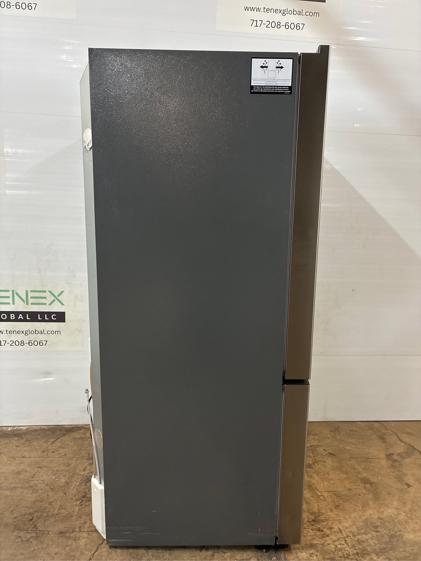 Frigidaire Gallery 30 in. 20.3 cu. ft. Refrigerator with Bottom Freezer