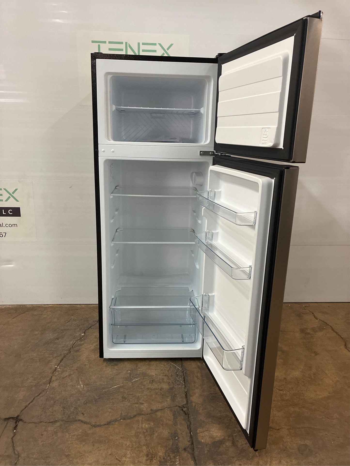 7.2 cu. ft. Top Freezer Refrigerator