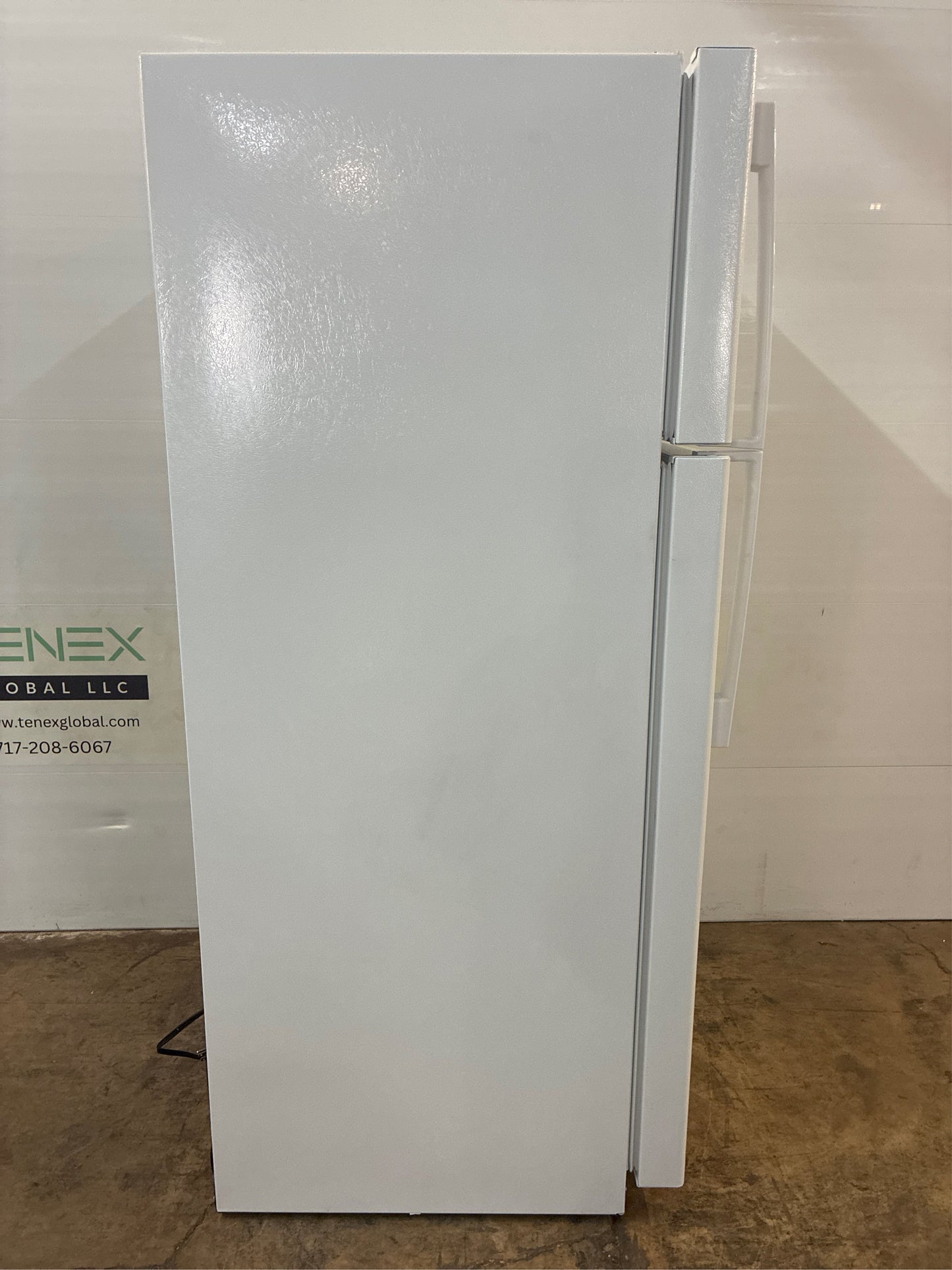 GE 17.5-cu ft Top-Freezer Refrigerator (White)
